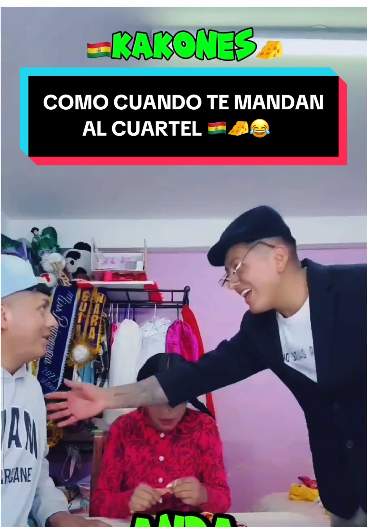 COMO CUANDO TE MANDAN AL CUARTEL🇧🇴🧀😂 @KAKONES2.0 @kakones_oficial @Wara loza ✨🍕 @kakoloza @Kako #kakones #lapaz_bolivia🇧🇴 #cuartelesdebolivia🇧🇴 #bolivia🇧🇴 