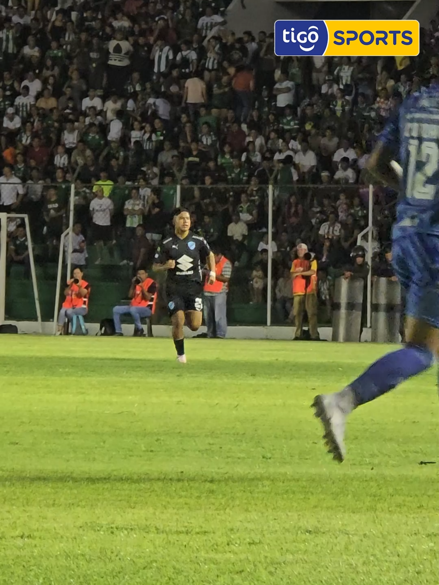 ¡Fue el cuarto, el del título! 🏆🥇  Bolívar grita campeón de la Liga Tecno ☝ #TigoSportsBolivia #fútbol #Bolivia #LigaTecno #ClubBolívar #SantaCruz