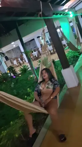 aquí pensando como he tragado tanto este año gordita pero relajada