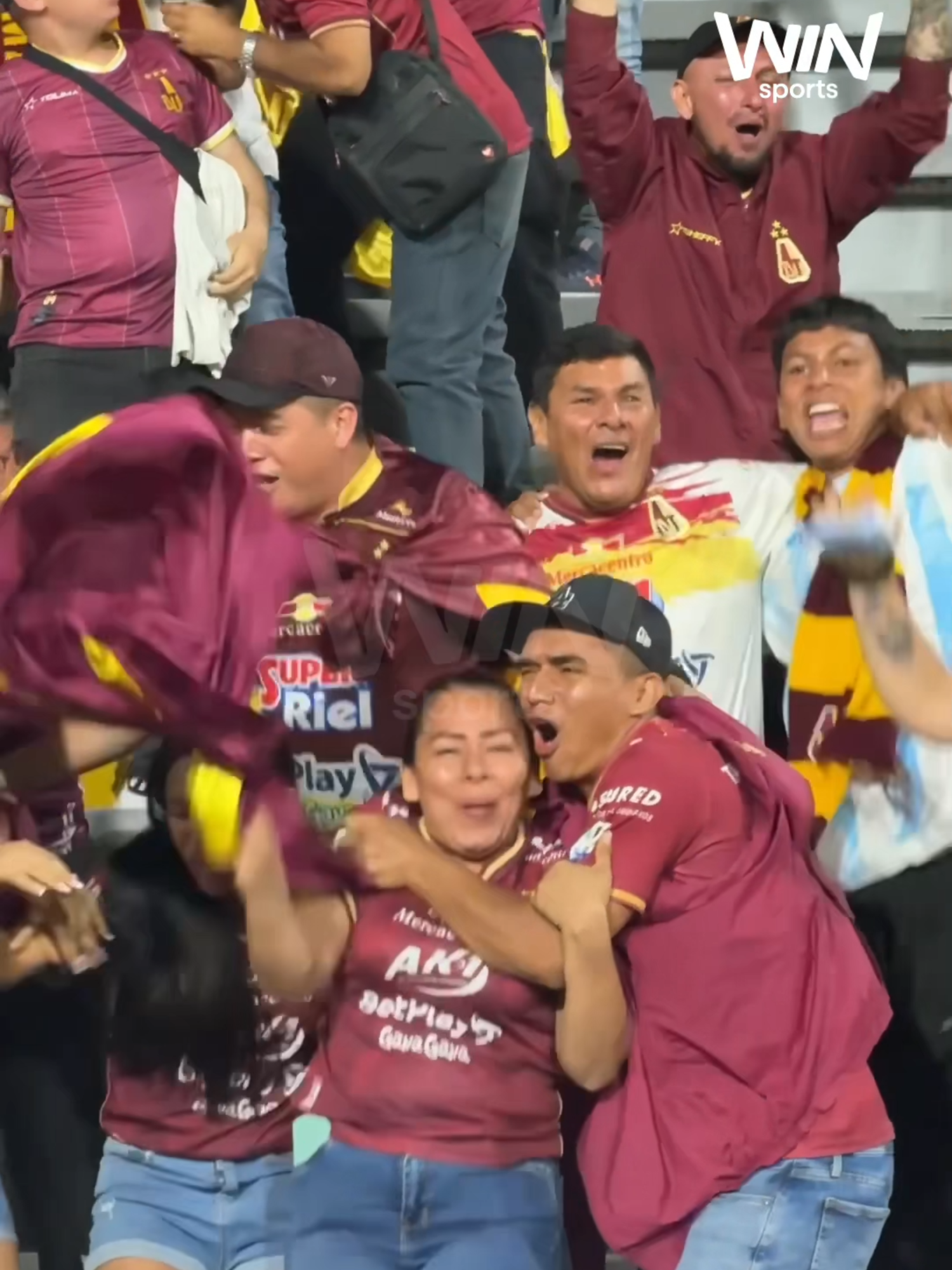 ⚽🐷💥 ¡Así se vivió el golazo de Gustavo Ramírez con Tolima! ¡Los 'Pijaos' lograron igualar 1-1 en un juego apasionante contra Atlético Nacional en la final de ida de la Liga BetPlay! #LAFINALxWIN