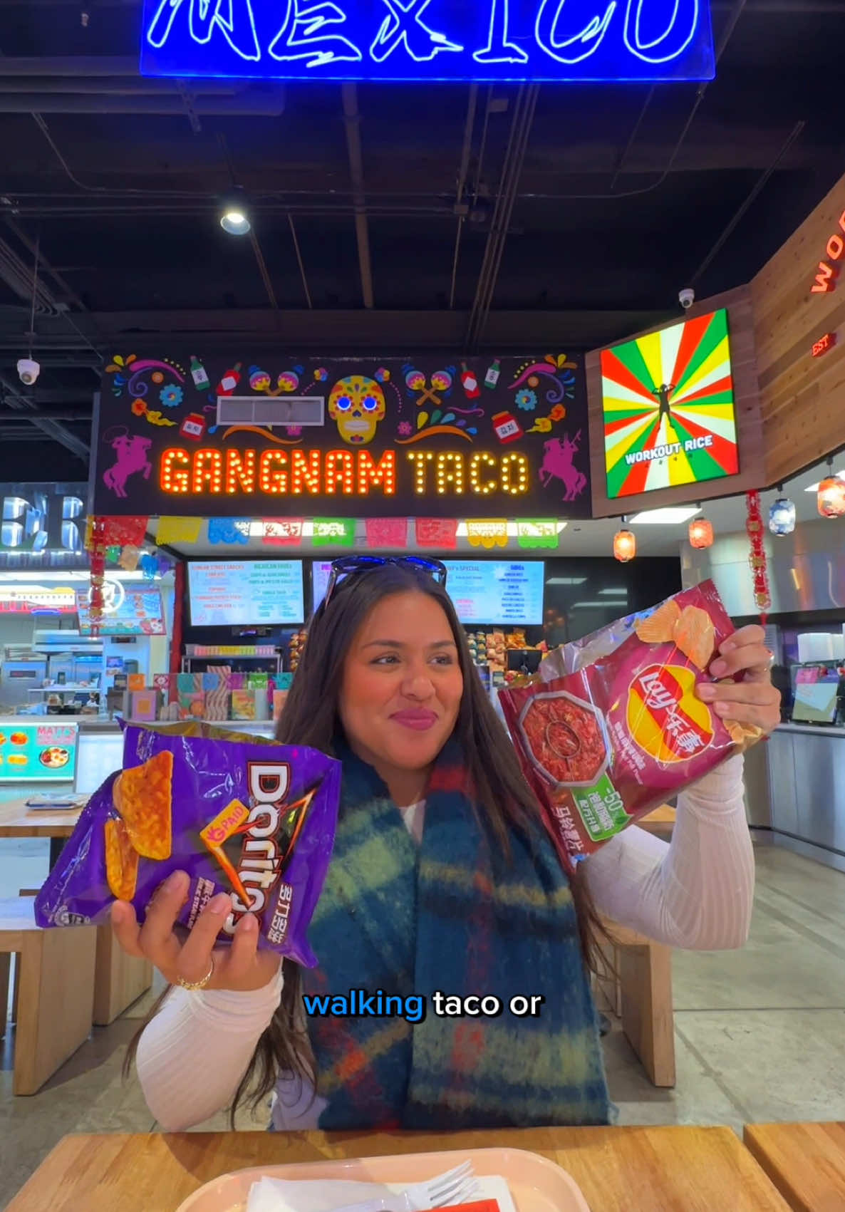 Asian style walking tacos now at Gangnam Market 🌮🇰🇷 #chicago #chitok #chicagoasian #chicagofood #chicagofoodie 