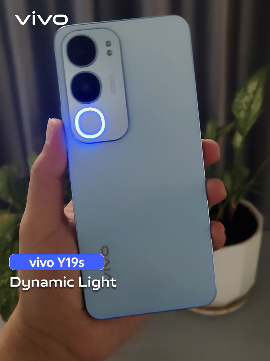 Y19s ရဲ့နောက်ကျောပြင်မှာပါတဲ့ ကာလာစုံ Dynamic Light လေးက သီချင်းသံစဉ်တွေနဲ့အညီ လင်းလက်တောက်ပနေမှာနော်။​ #vivoY19s ​ #YSoPowerfulYSoCool