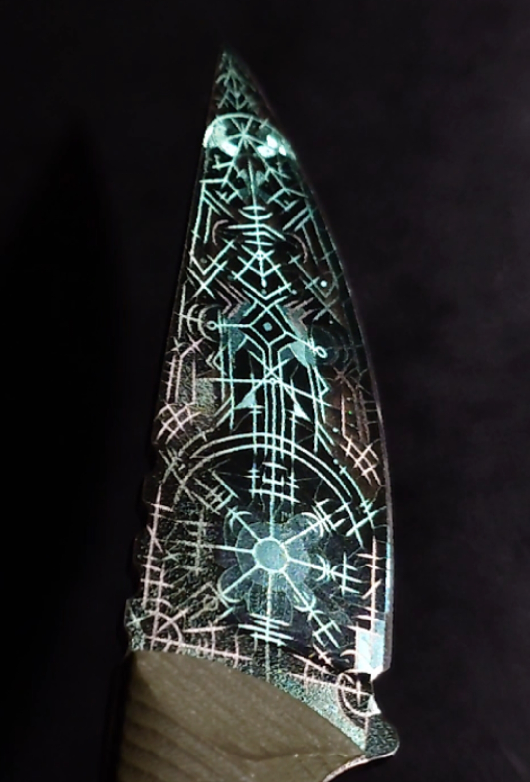 #vegvisir #runes #rare #customknife #lasartium @Teren Blade 