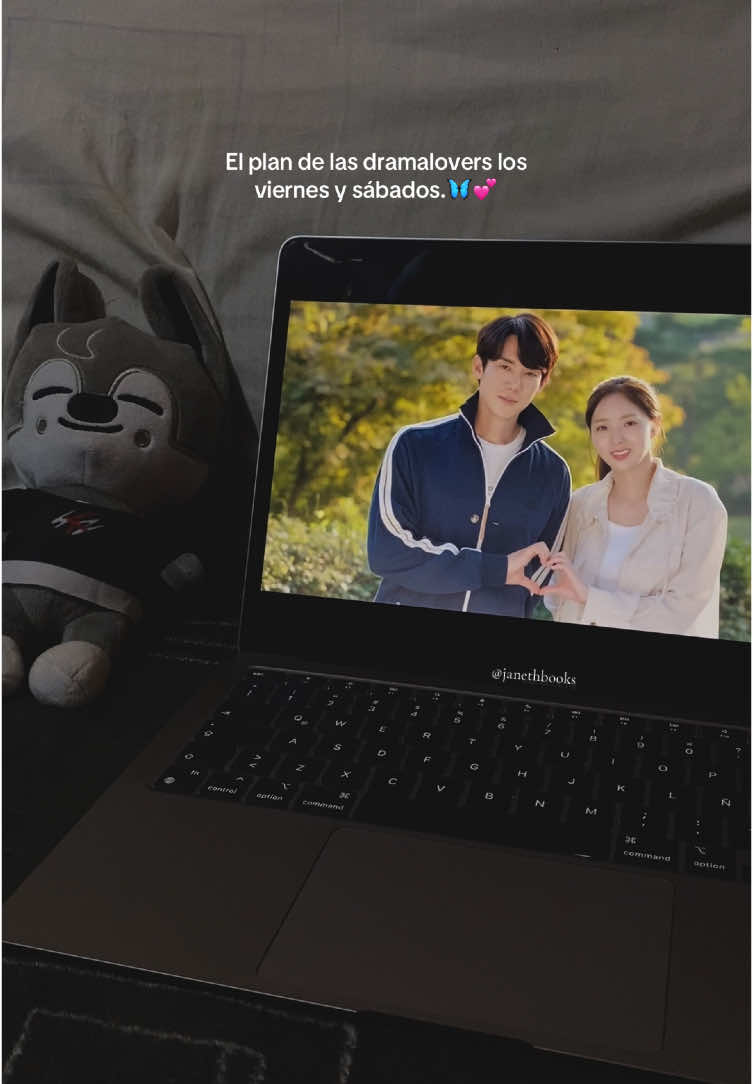 Mi plan de fin de viernes y sábados.🦋💕 #whenthephonerings #paratiii #dramalovers #doramanetflix #kdramascene #dramaromance #koreandrama 