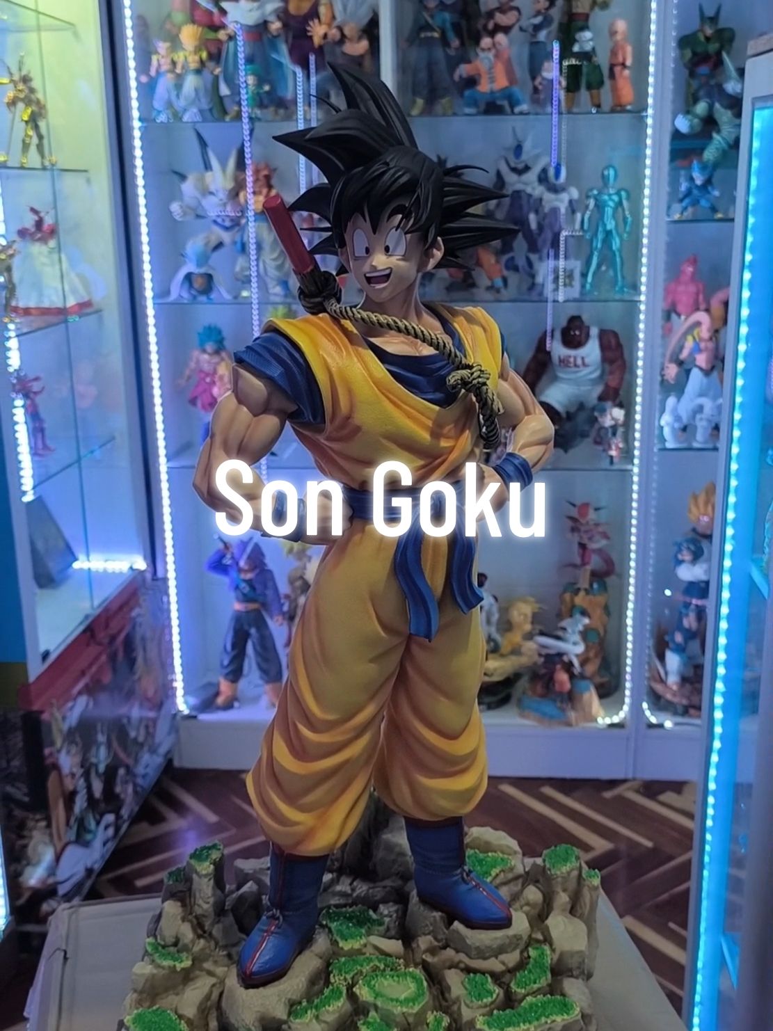 unboxing Goku K.O 68 cm  #coleccionista #coleccion #dragonball #dragonballedit #gok #songoku #kakarot #kakaroto #edits #editdragonball #ludwingdcollector #viral_video #fyp #anime 