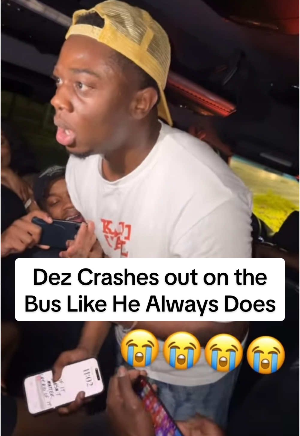 Dez Crashes out on the Bus Like He Always Does #fyp #kai #dez #trending #viralvideo #mexico #crashout 