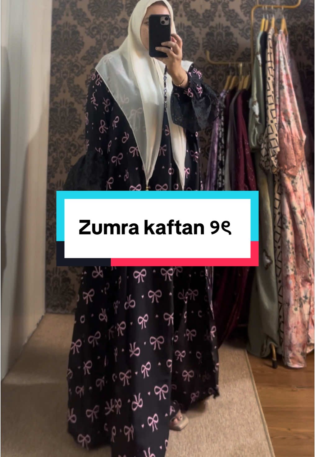 Kaftan zumra black pink 🎀🎀#Promoguncang #kaftanlebaran #kaftan #dailykaftan #anjarumikaftan #anjarumibynaylufer #kaftandaily #kaftanstyle #fyp #bantufyp #umkm #produksantri  #santriberkreasi #kaftanformal #abayakaftan #abaya #kaftanviral #kaftanbasic #kaftanjumbo #kaftantwill #newmotif #kaftanbludru #kaftansilk 