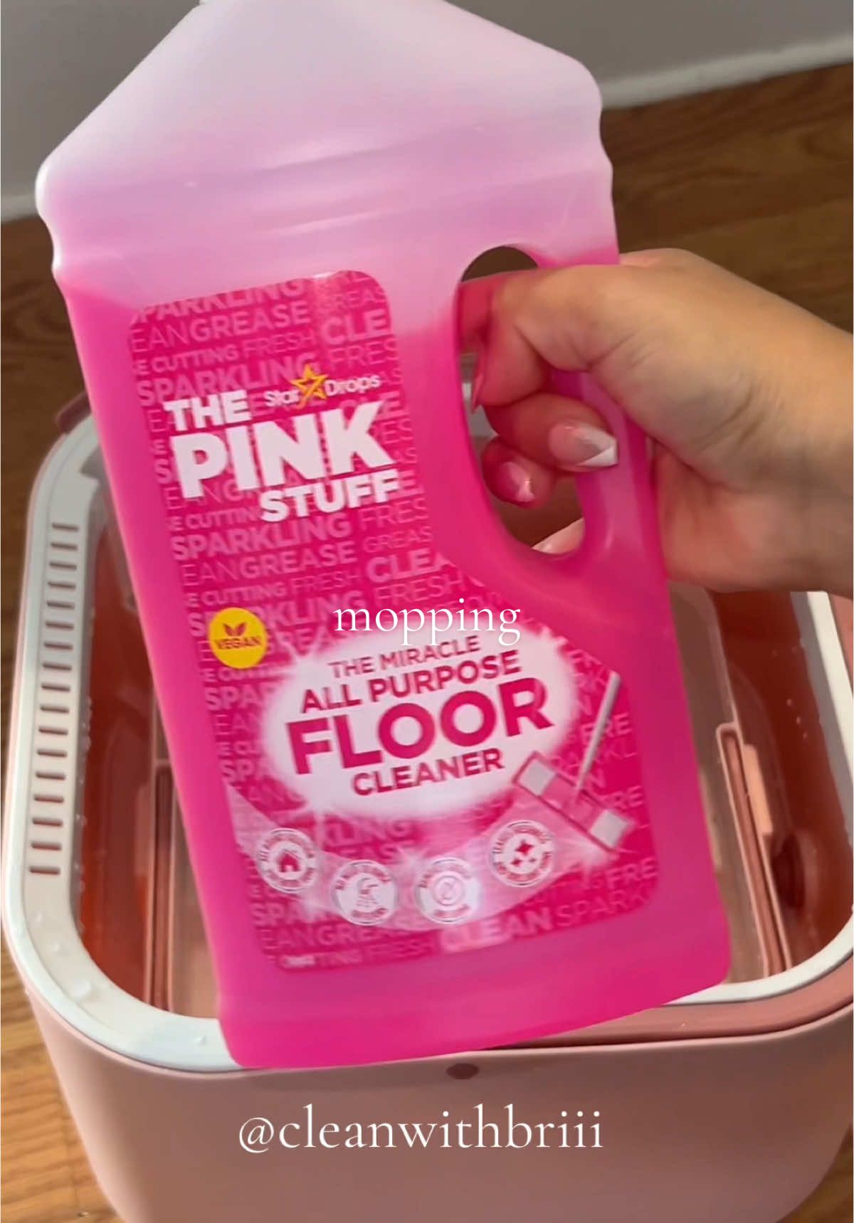 mopping using my new pink mop 💖🫶🏽✨🫧 i loved it & cleaned so well as you can see in the water dump!🪣 #CleanTok #cleanwithme #asmr #cleaningtiktok #mopping #moppingfloors #waterdump #cleaningmotivation #cleaning 