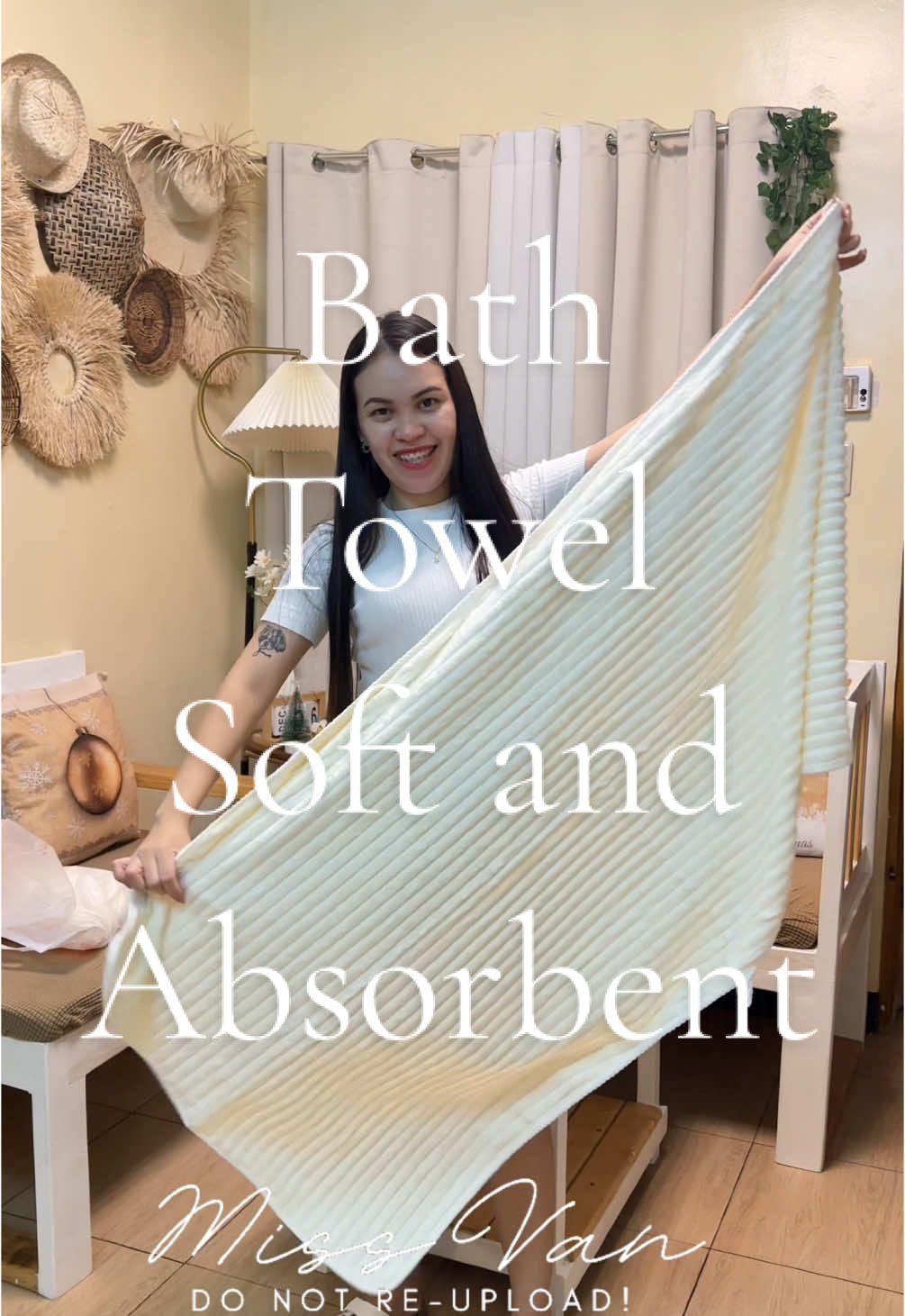 Bath Towel #bathtowel  #towel #bathessentials #towels #christmasgiftideas #christmasgiftideas #christmasgifts #softtowel #absorbenttowel 