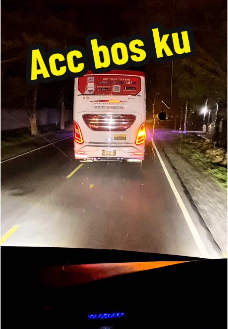 Kita usahakan sampai dipelabuhan sebelum jam 12 #busmania #JelajahLiburan #bismaniacommunity #bismania #studytour #bali #suburjaya #mtrans #suburjayamania 