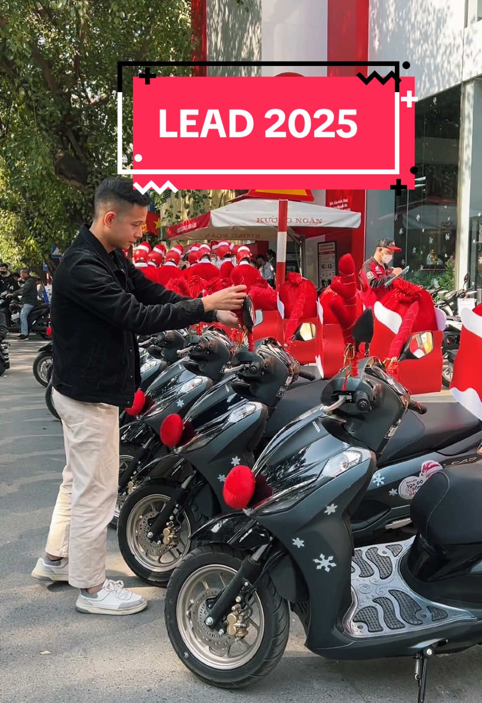 Bạn đã có quà Noel chưa 😀 #xemayhonda #honda #kuongngan #muaxetragop #hondalead #lead125 #lead2025 #LeadABS #Leaddacbiet #leadcaocap