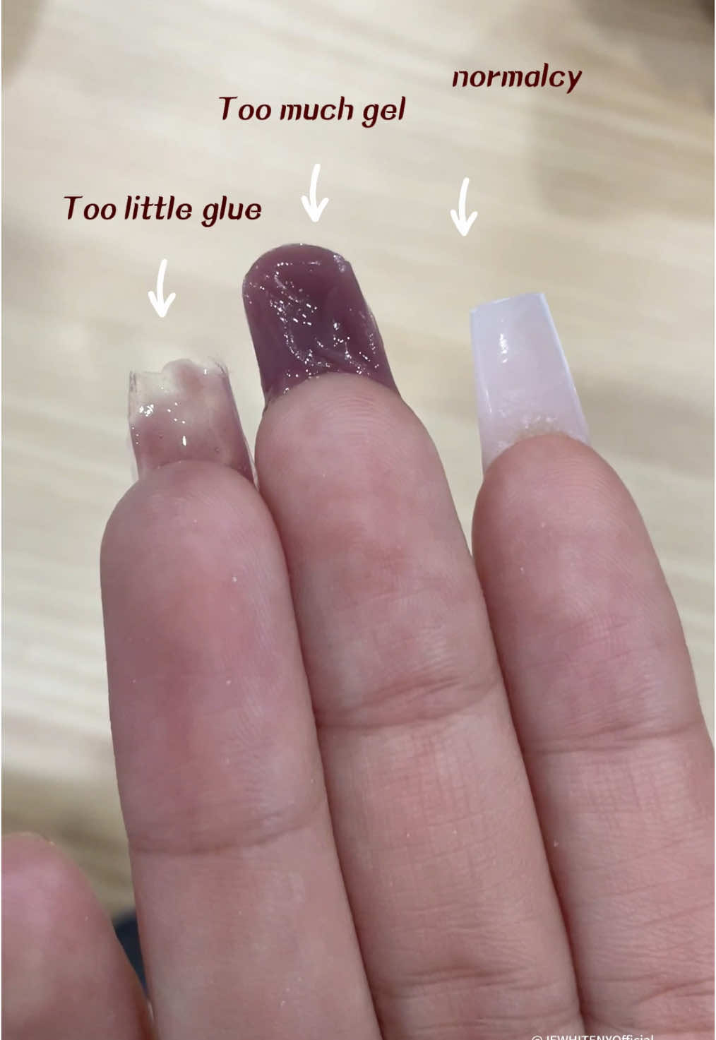 The right amount of gel so thatw manicure doesn’t become unsightly and brittle 💅🏼🤗🤔🩷 #jewhiteny #DIY #mynails #blackfriday #polygelnails #TikTokShop #flypシ #diynails #💅🏼 #athome #tutorial #nails 