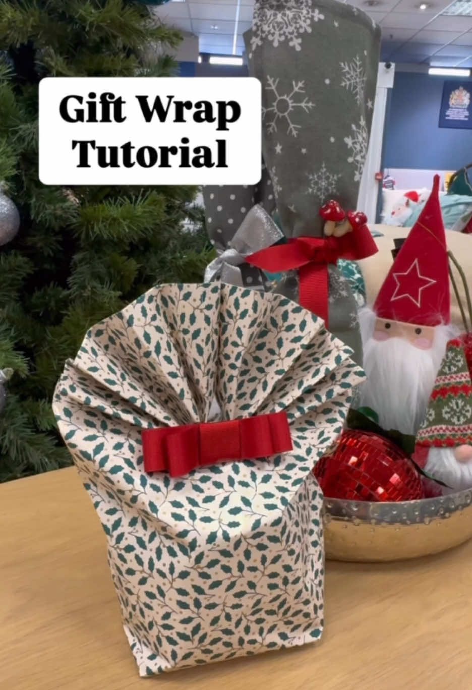 Ready to impress? 🎁 Wrap like a pro with our tutorial 😉🎄 #foryoupage #fyp #foryou #reelideas #creativereels #giftwrapping #giftwrappinghacks #giftwrappingideas #giftwrap #giftwrappingtutorial #giftwrappingtips #morleystooting #tooting #visittooting #christmasshopping 