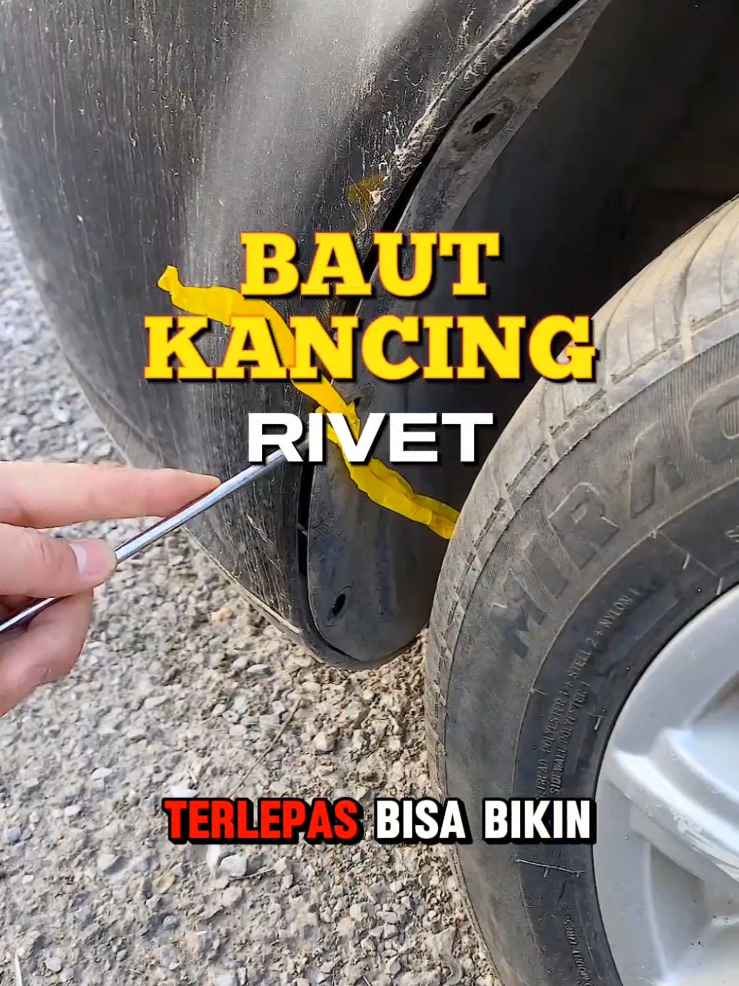 baut kancing untuk mobil untuk merapatkan kembali bumper bumper yang longgar. harganya nya murah, sudah daoat kemasan kotak isi 100 pcs, sehingga mudah dibawa kemana mana #bautkancingrivet #bautbumpermobil #cuantanpabatas #wibgajian 