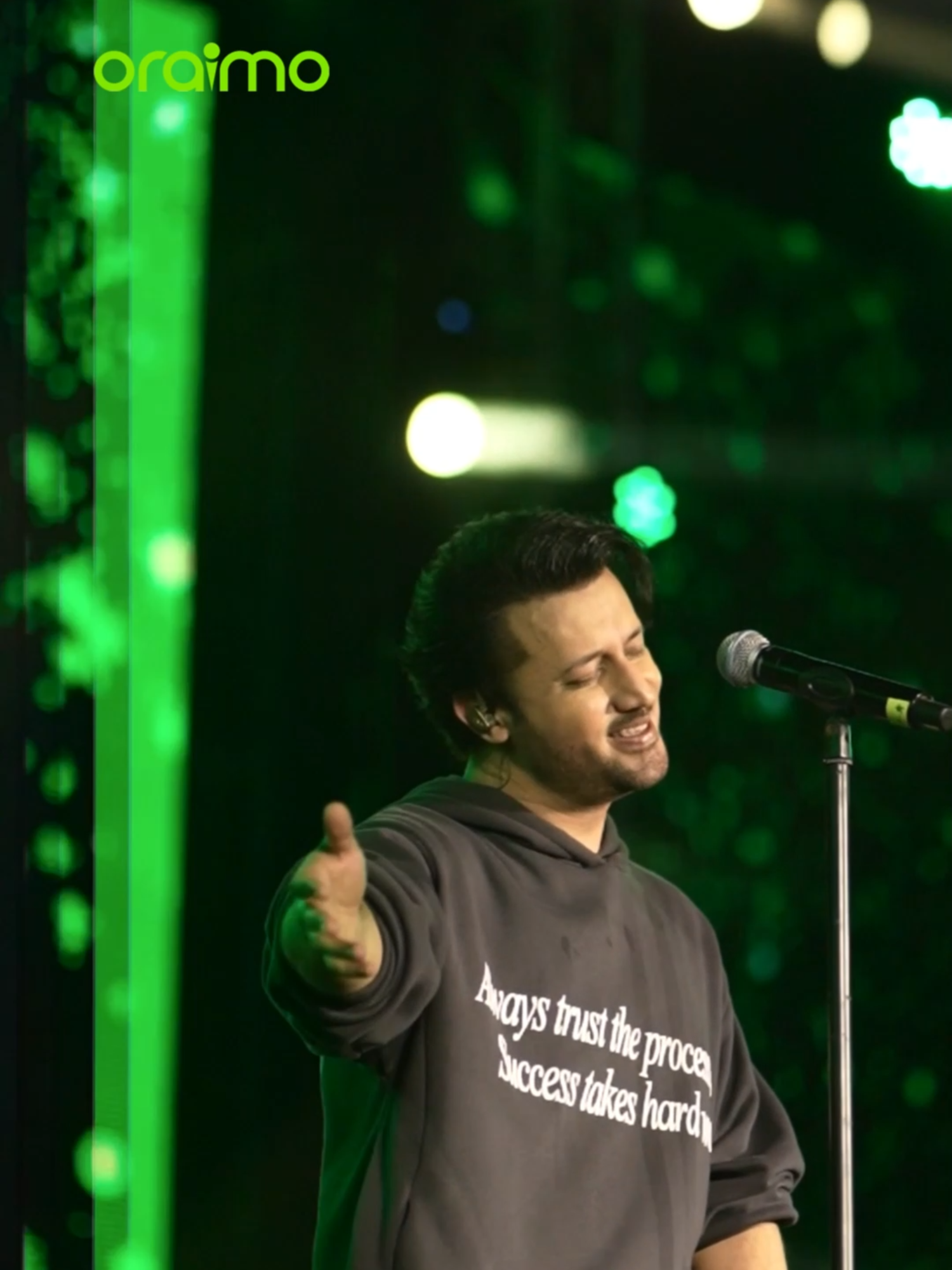 Time flies, but the magic of oraimo SpaceBuds presents Magical Night 2.0 stays with us. 🌟 Relive iconic moments, including Atif Aslam’s performance, and let the music take you back. 🎶💚 #oraimoSpaceBudsZ #KeepExploring #oraimoBangladesh