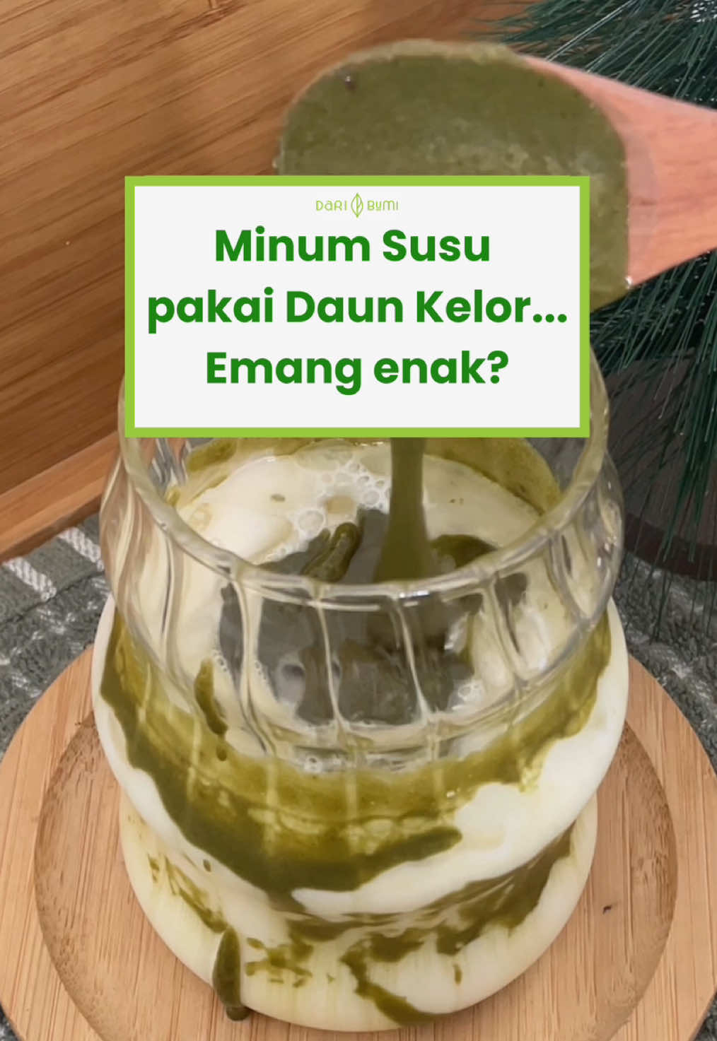 sajian yang pas untuk diminum setelah beraktifitas seharian, biar badan tetep segerrrrrr dan fit🙂‍↔️✨ #moricle #moringa #moringalatte #daunkelor #daunkelorbubuk #daribumi 