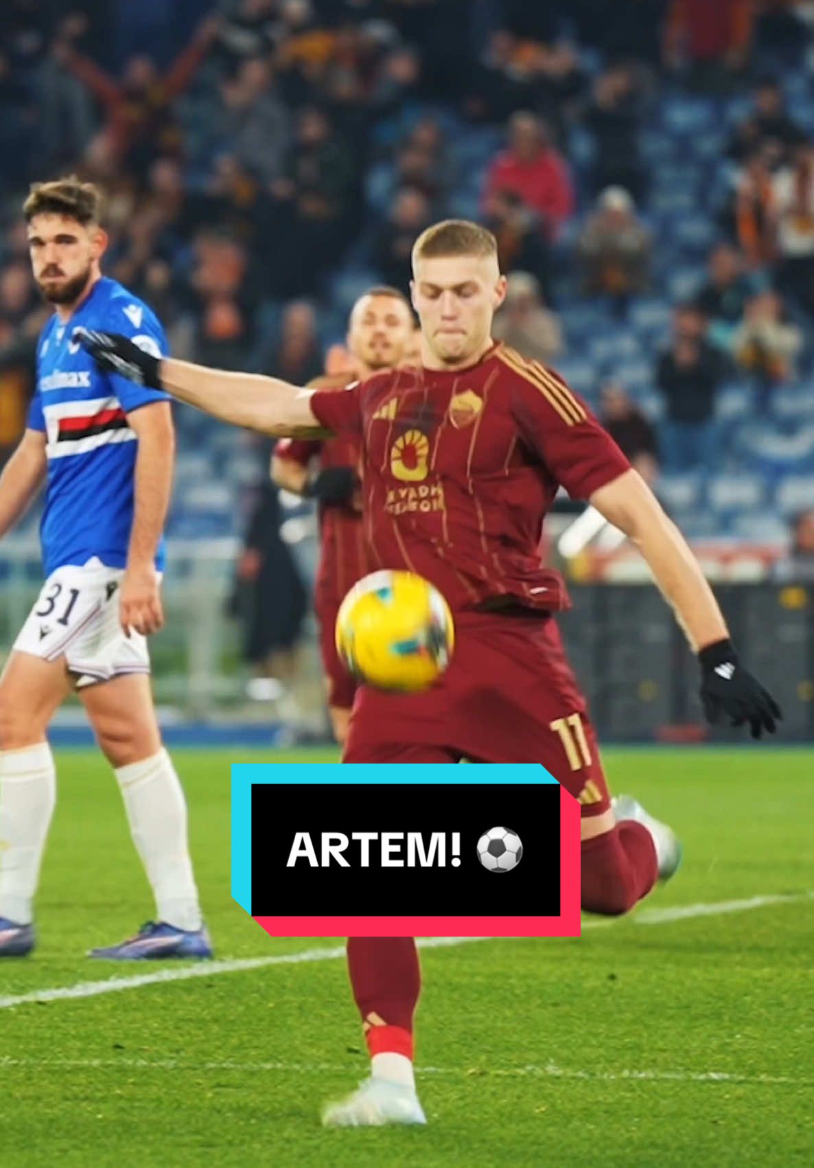 Artem opens the scoring ⚽️ #asroma #football 