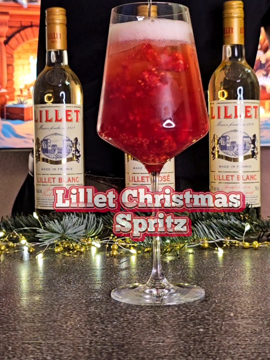 Lillet Winter Spritz 🎄🍷 Dein perfekter Drink für die Weihnachtszeit – Cheers to the holidays! 🎄✨ Recepie/Rezept in den Comments👇 #lillet #xmasdrinks #christmas  #wintercocktails #viral #foryou #fyp #trending #christmasvibes #cocktails #tiktokviral #tastologys 