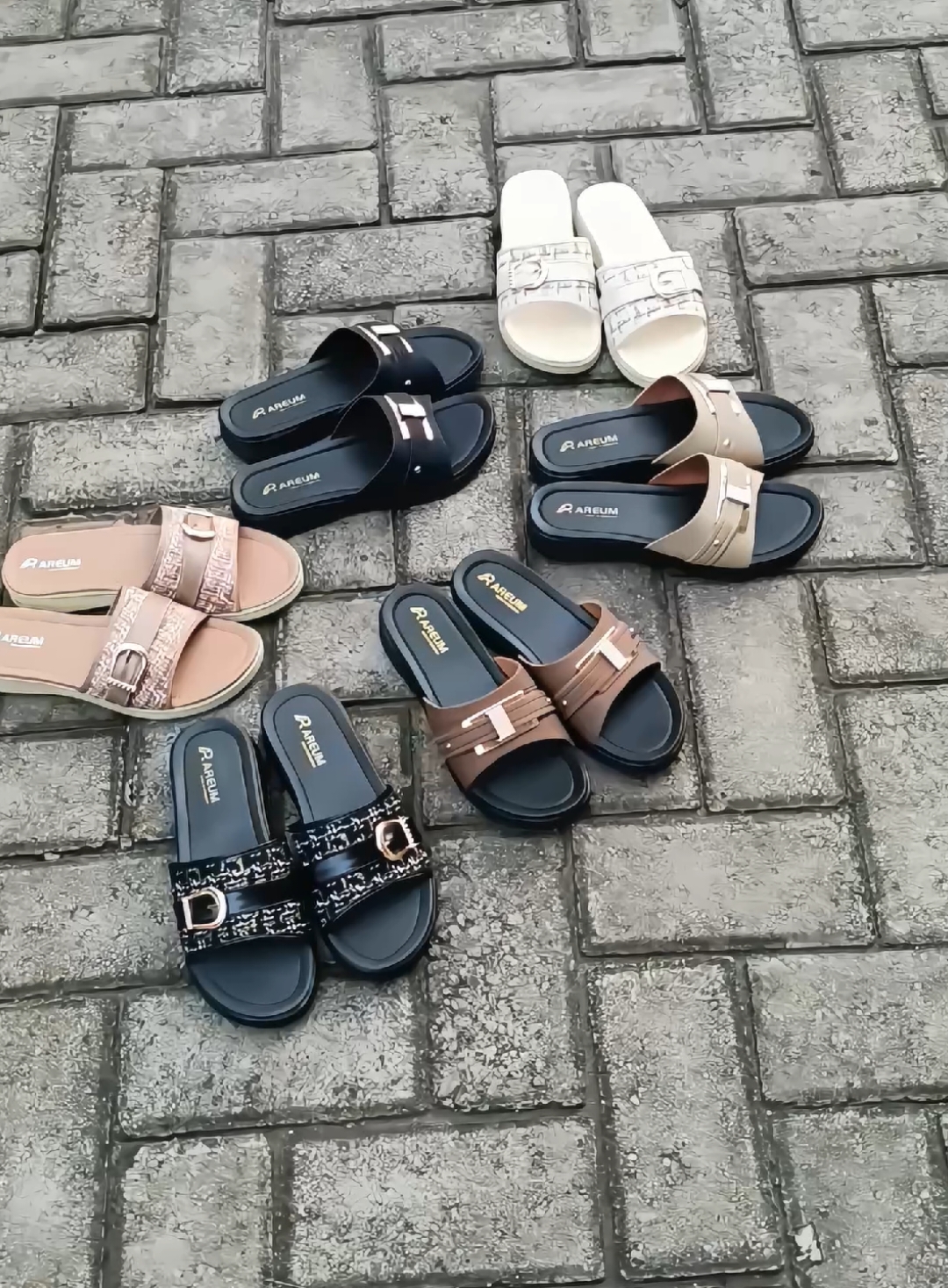 sandal slop cewek kekinian promo terbatas #fypシ #sandaltrend #sandalviral #sandalmurah #sandalcewek #fypdong #bismillahfyp #guncang1212