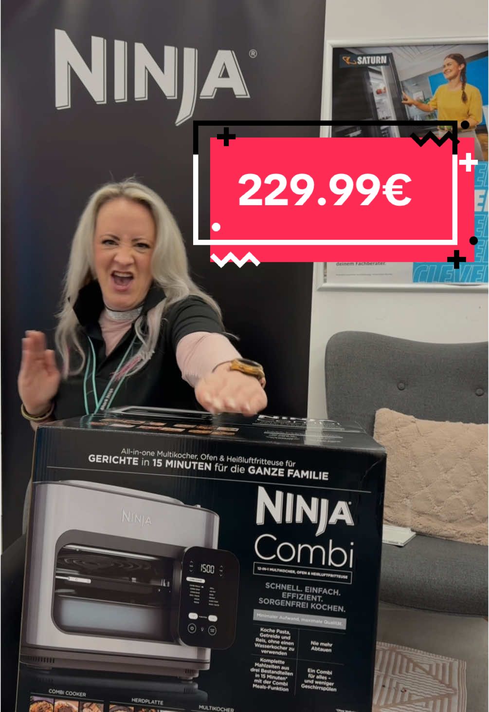 Anzeige: Der Ninja SFP700EU Combi ist ein vielseitiger 12-in-1-Multikocher mit 12,5 Litern Fassungsvermögen, der Kochen, Backen, Dämpfen, Heißluftfrittieren und mehr in einem Gerät kombiniert und die Zubereitungszeit erheblich verkürzt. Für nur 229€!!!! #ninjafoodi #ninjakitchen #ninja #fyp #viral_video #viral_video #saturn #christmas #gift #fürdich  @Saturn-Leverkusen @Ninja Kitchen 