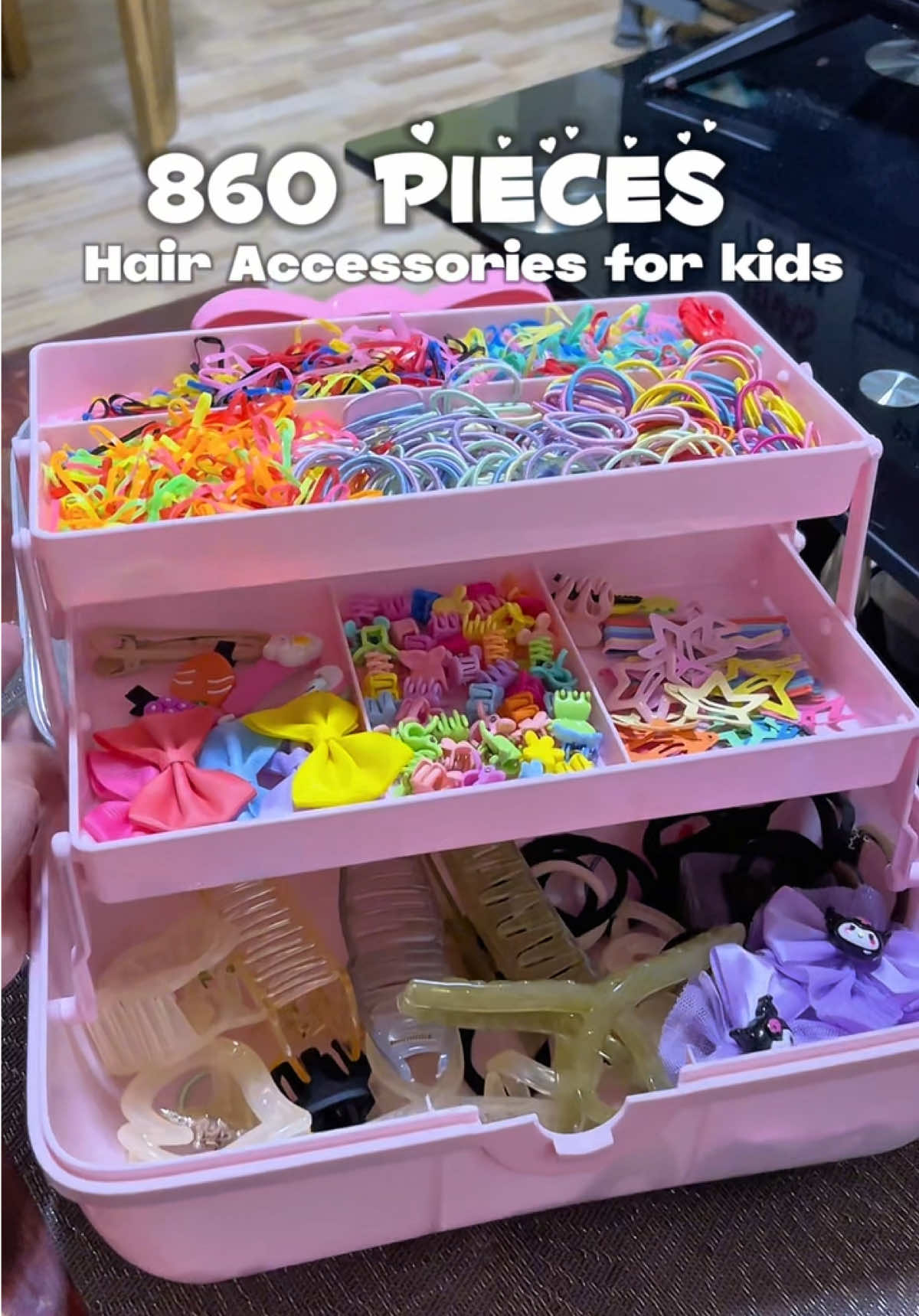 Replying to @𝓜𝓮𝓷𝓰𝓰𝓪𝓪𝓪𝔂𝔂 ᥫ᭡. Ohhhh back on stock na ‘to mga mi!! Order na habang may stock pa 🥰✨💋 #hairaccessories #hairponytail #860pcskidshairaccesories #kidsaccessories #accessoriesstorage #storagebox 