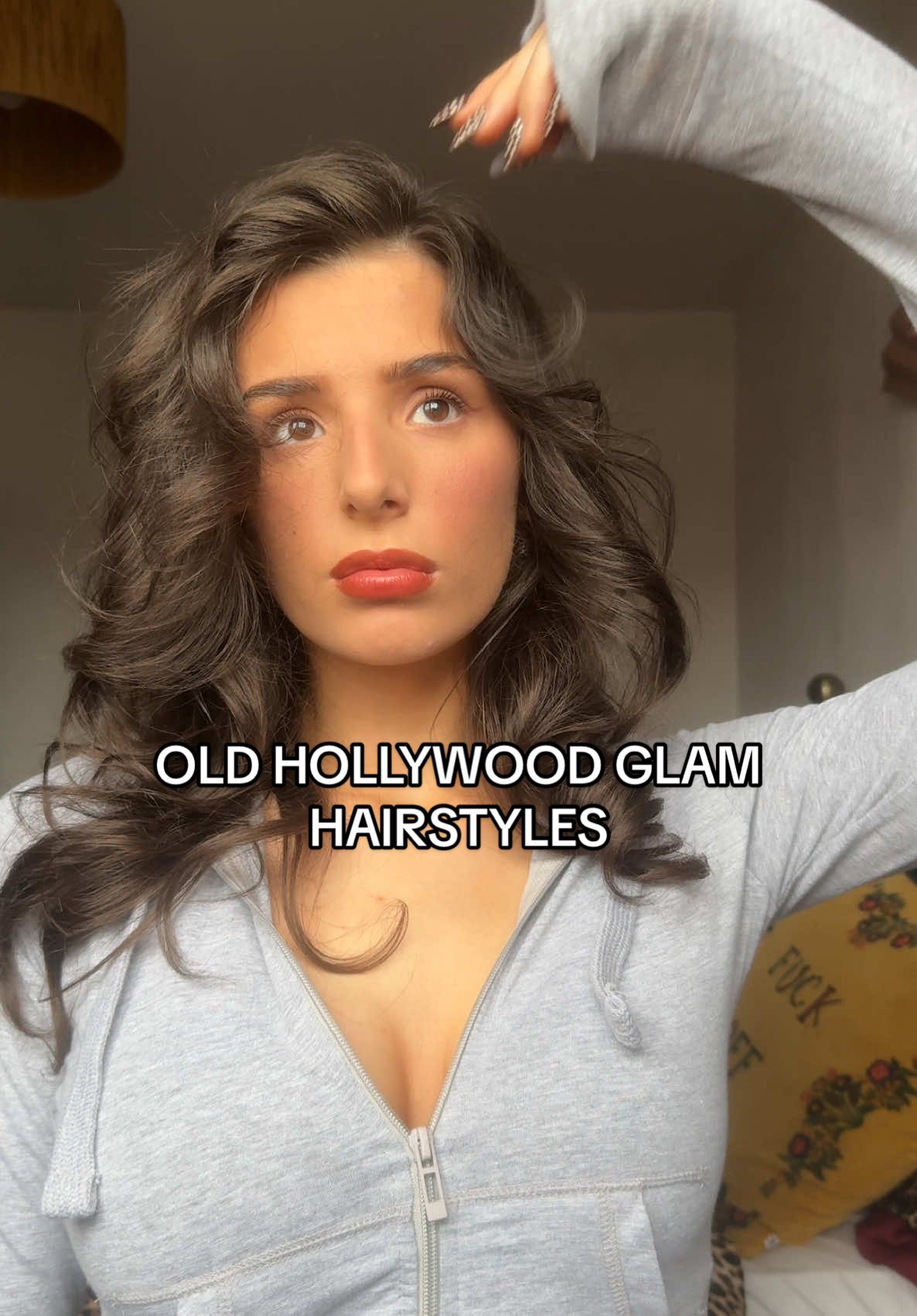 I know a red carpet hates to see me coming ;) #oldhollywoodglam #oldhollywoodhair #hairstyle #90shair #60shair #hairstyle #hairtok #hair #grwm #tutorial #girlythings #TikTokShop #blowoututorial #blowouthair #hairtool 