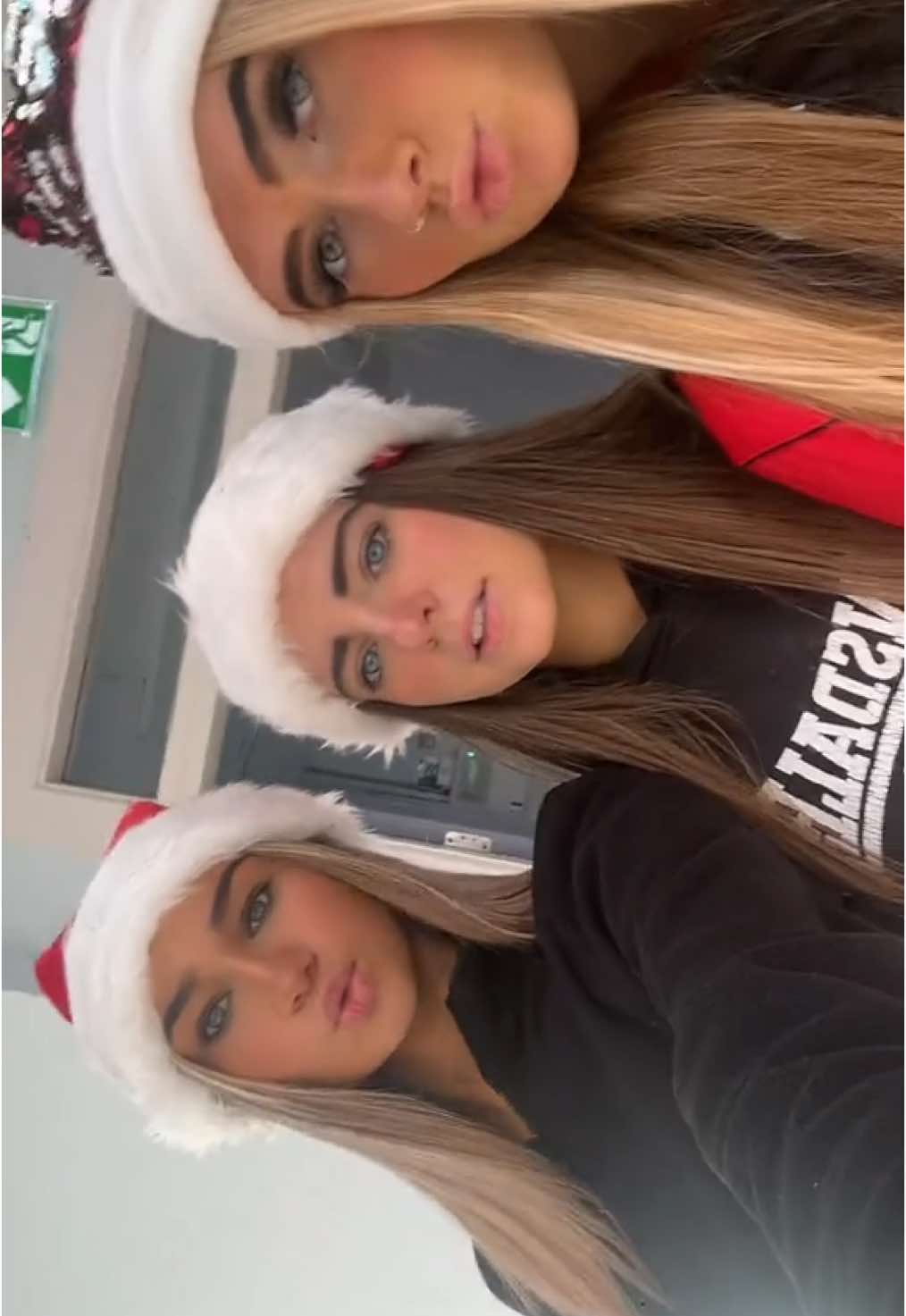 @Alexspamz @Sasha🤍 Christmas ❤️