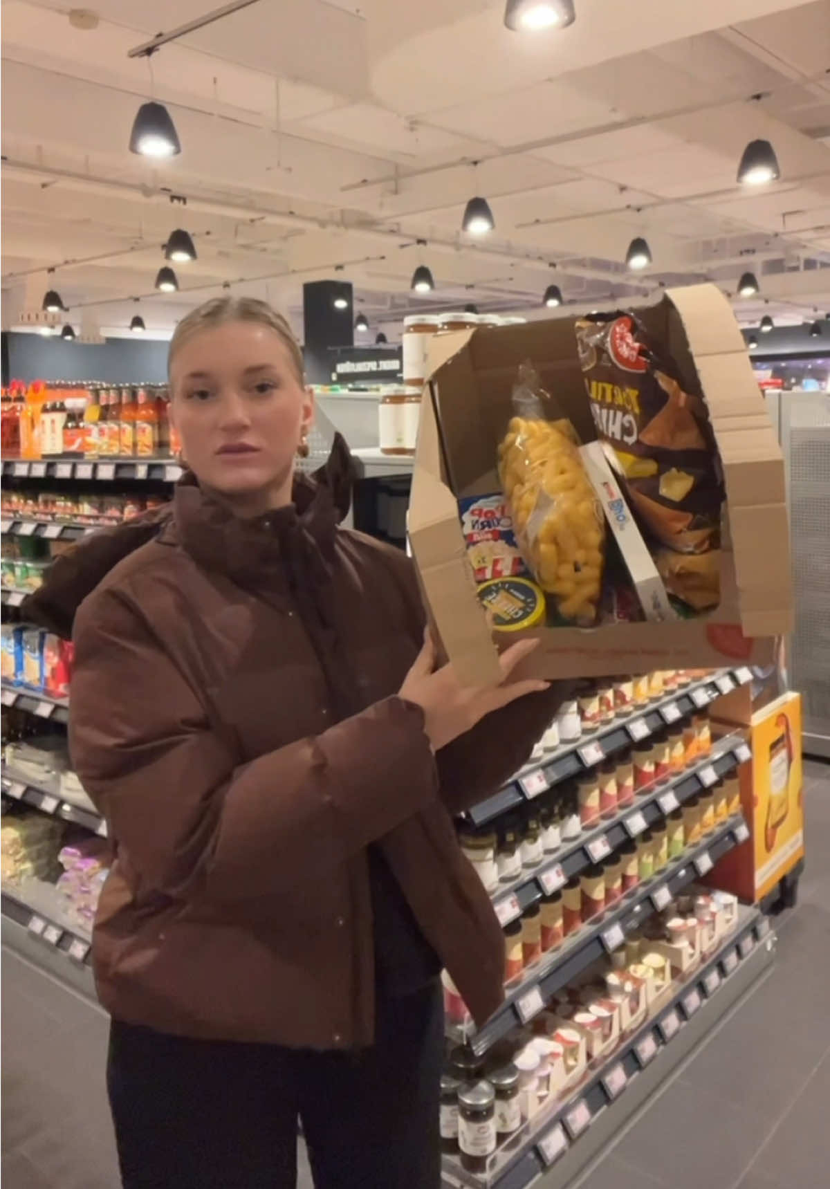 Snacks sind immer gut #liisavero #comedy 