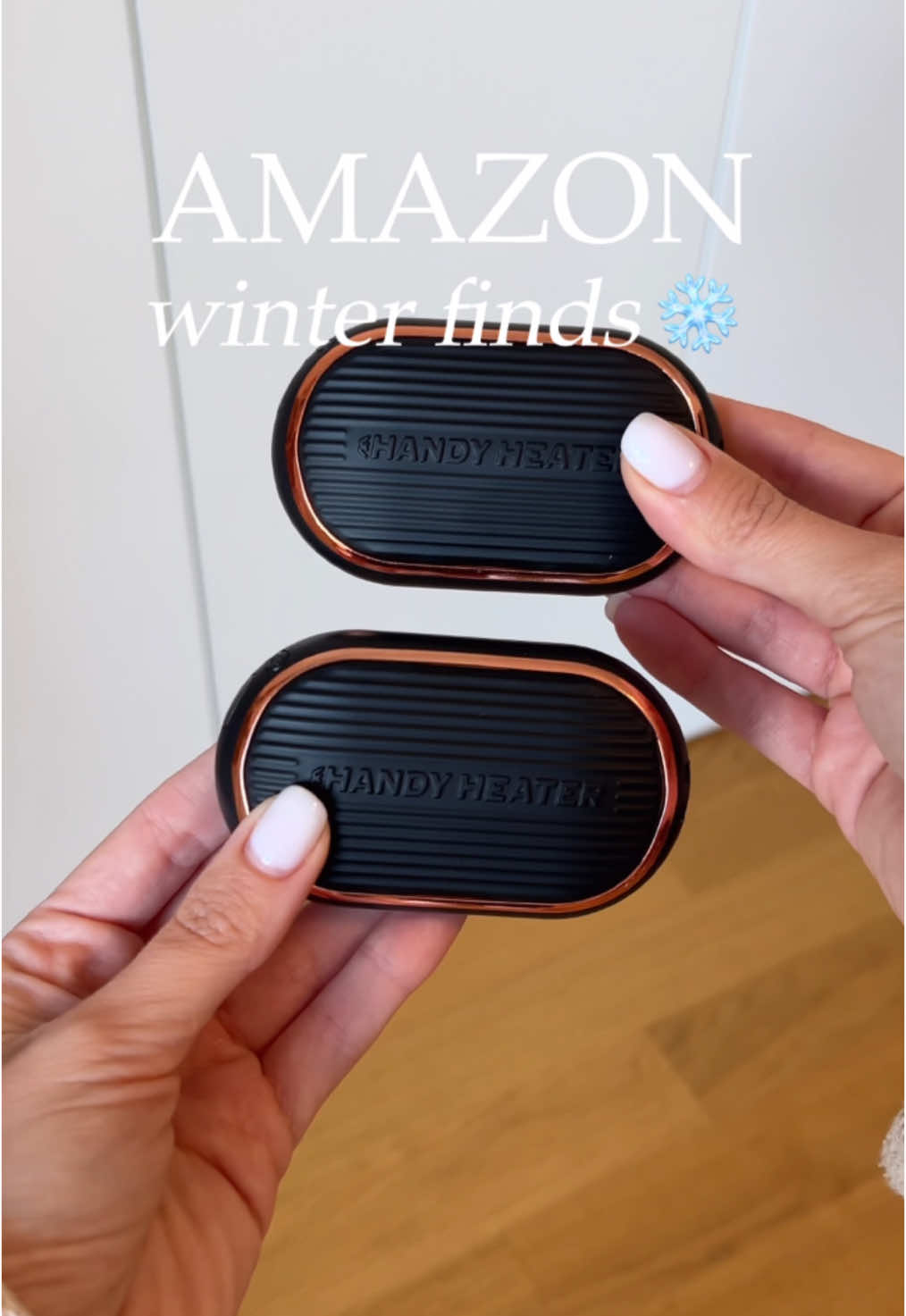 3 Amazon Must-Haves for Winter ❄️ 1. Hand Warmers: Rechargeable with three heat settings, these hand warmers heat up quickly and fit perfectly in gloves or pockets, providing up to 14 hours of cozy warmth! 🔥 2. Neck Heater: With 4 heat settings and a rechargeable battery lasting up to 6 hours, this hands-free neck heater is perfect for staying warm during outdoor activities, commuting, or lounging at home. 🌡 3. Space Heater: Powered by Thermo-Ceramic Technology for fast heating, this space heater offers three heat settings, a digital thermostat, and full room coverage with oscillation. Plus, it comes with touch controls, a remote, and safety features like overheat and tip-over protection. 🛋️ 🛍️ Links in my bio! #ad #handyheater #spaceheater #personalheater #amazon #amazonfinds #geniusfinds #winterfinds