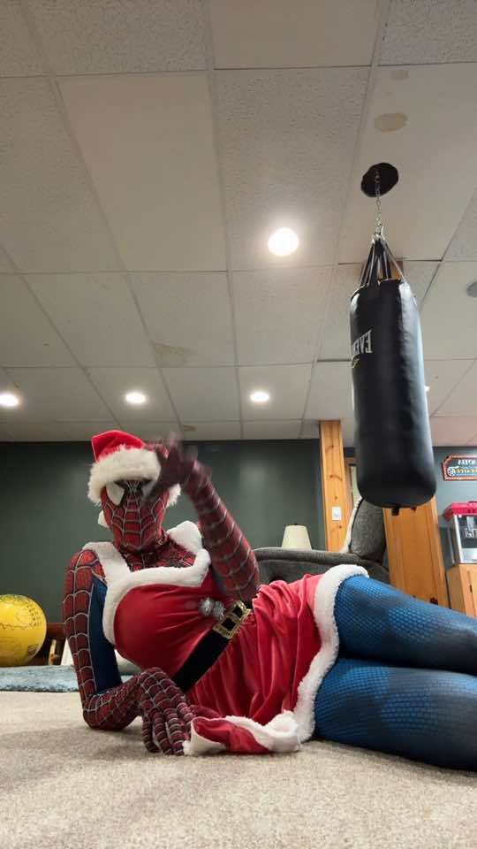 day 19 of SPIDER-MAS !! #fypシ゚viral #spiderman #spidermancosplay #spiderverse #foryou #spider #fyp #funny #spidermandance #december #silly #spidermas #day19 #fypシ #foryoupage #christmas #dance 