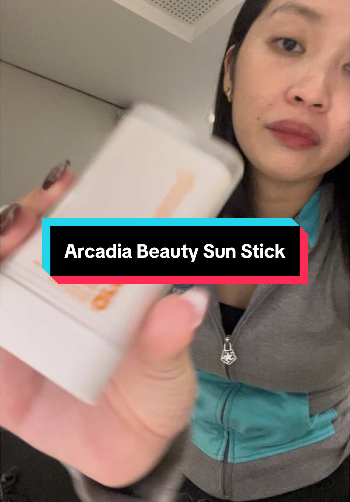 No lagkit at all 🫶🏻 #arcadiabeauty #arcadiabeautysunstick #cleanbeauty #simplicityinbeauty #clubarcadiainfluencer @Arcadia Beauty 