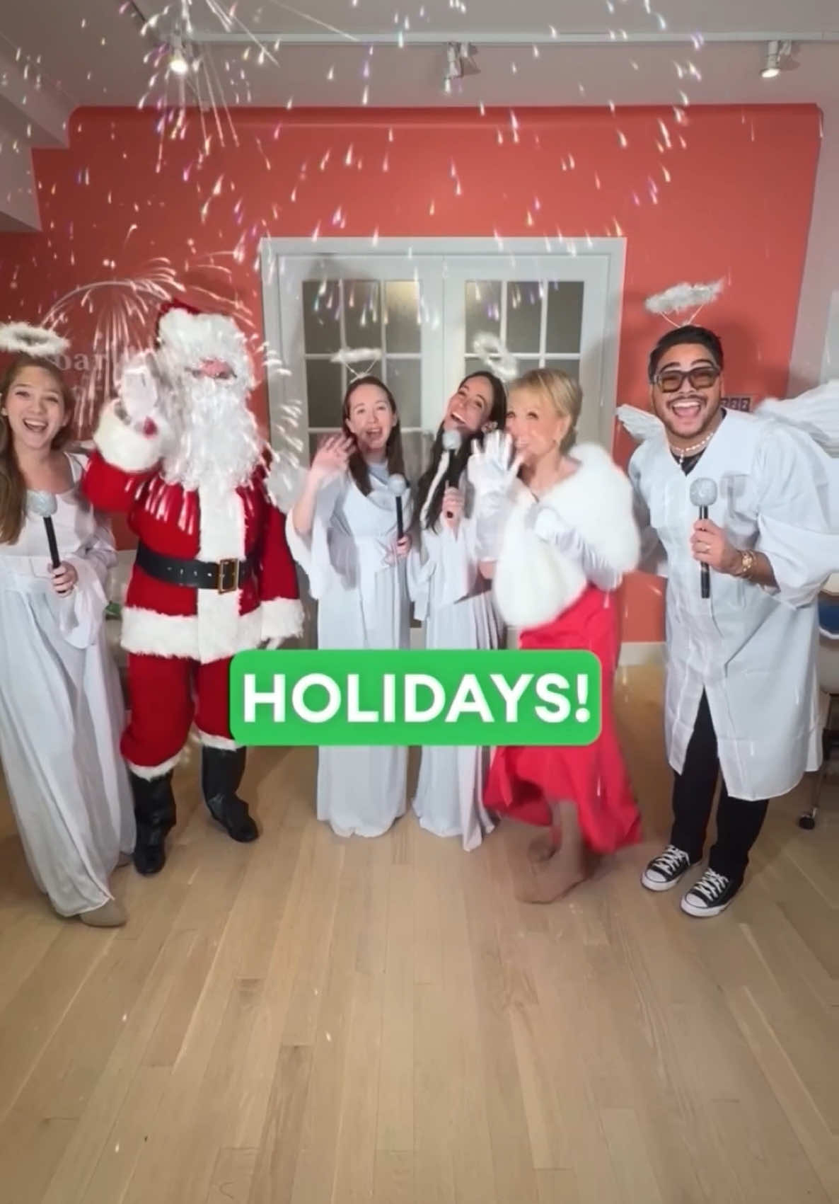 HAPPY HOLIDAYS direct from -D̶o̶m̶i̶n̶g̶o̶ ̶ Santa! 🎄✨🕎❤️🎅🏼😇 #domingo #snl #christmascard @arianagrande @Marcello Hernandez @Sabrina Carpenter @Saturday Night Live - SNL 
