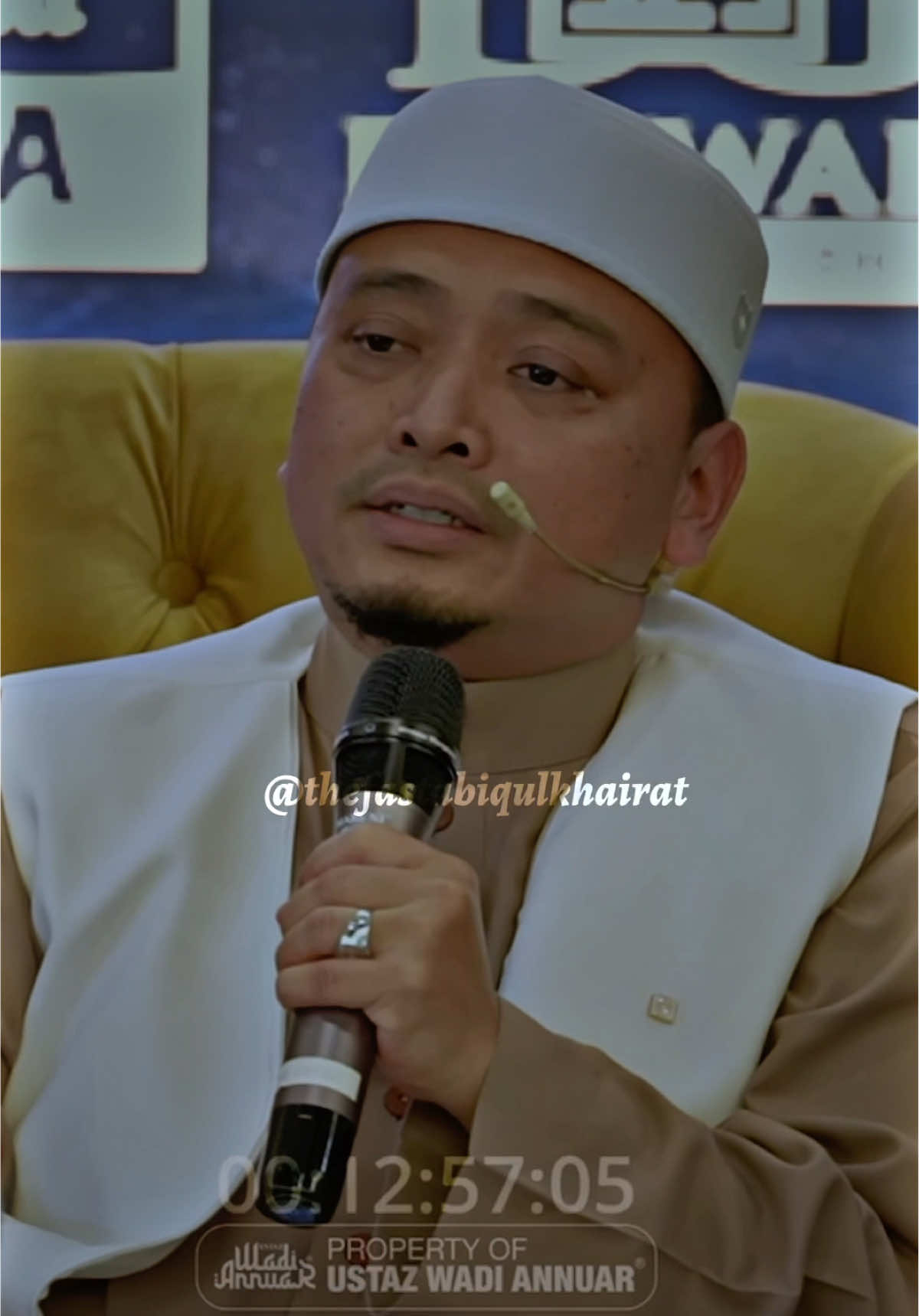 “Diampunkan semua dosa bagi orang mati yang terkorban syahid kecuali jika ia mempunyai hutang.” - HR Muslim -  #ustazwadiannuar #uwa #uwateam #thefastabiqulkhairat 