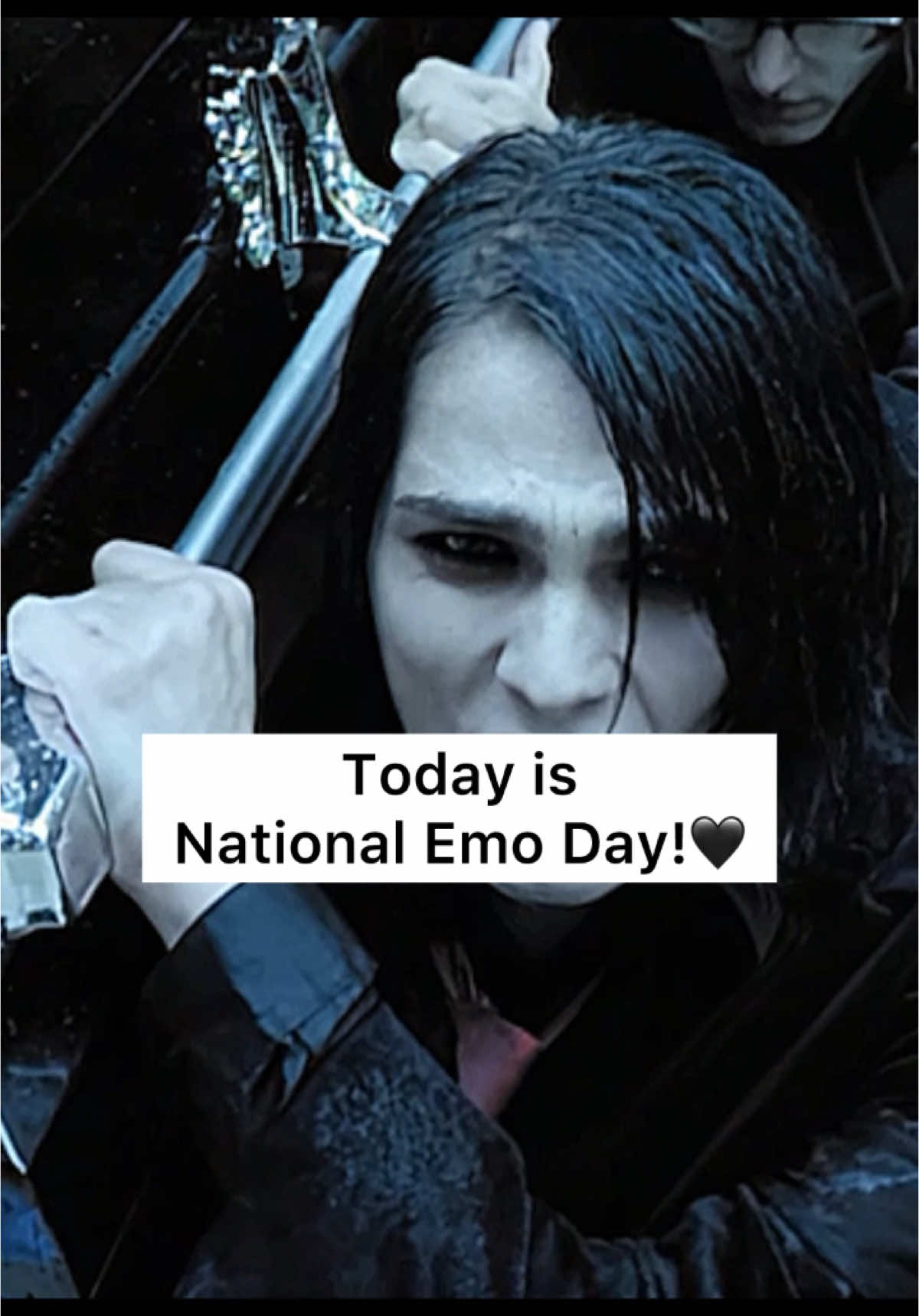 Bop or flop?🖤🥀 #mychemicalromance  #happynationalemoday #nationalemoday #emoday 