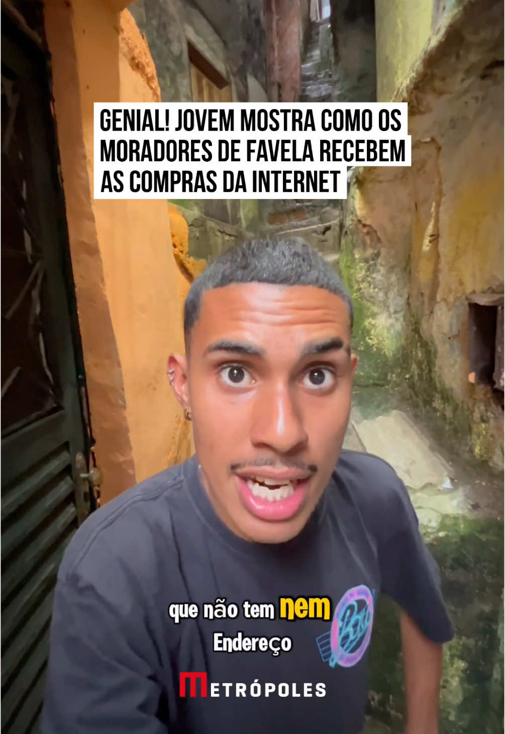 👏 Ruan é morador da favela da #Rocinha, no #RiodeJaneiro, e mostrou no perfil como os moradores do local recebem as comprinhas feitas pela internet. Devido aos becos e espaços apertados, os entregadores não deixam as encomendas nas residências.  Para resolver o problema, os próprios moradores se organizaram o criaram a iniciativa #CorreioAmigo, que recebe os itens adquiridos para a galera do morro. No vídeo, Ruan frisa que a 