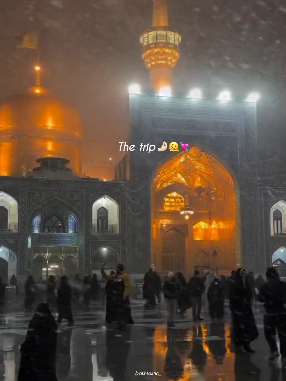 Only this trip can fix me now 🫠💘 #bakhtestic_ #mashhad #mashhad_iran #imamraza #iran🇮🇷 #iran #jummahmubarak #foryou #islamic_video #wintertrip #ziyart #snowfall 