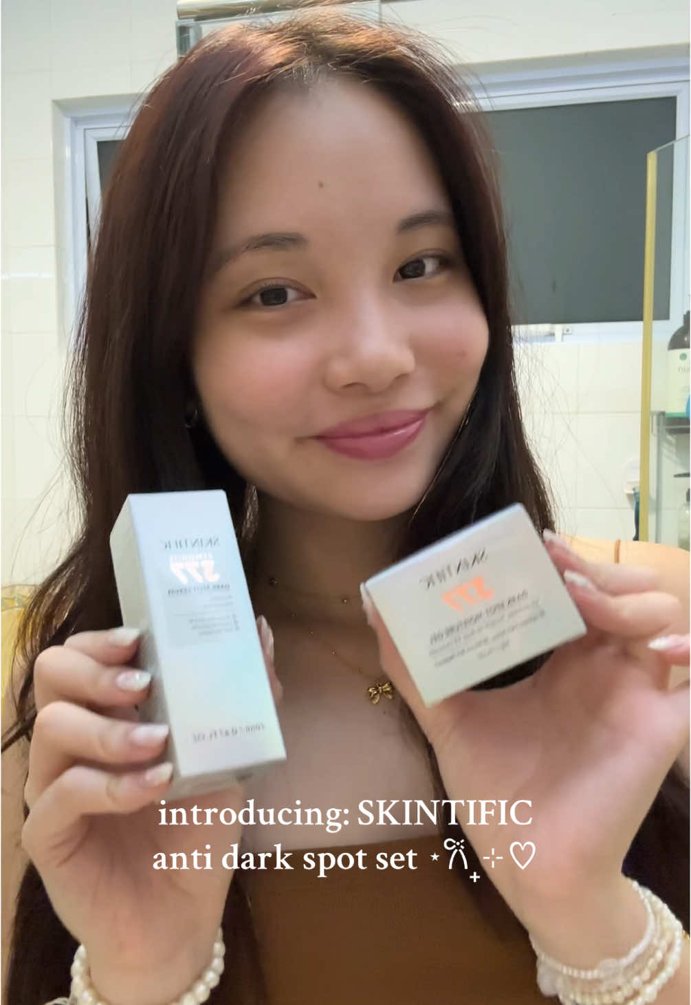 YASSS big slay for my skin cuz my dark spots r the bane of my existence fr #fyp #sgtiktok #foryoupage #CreateToWin #sgbrandweek #tiktokshopsg #skintificsg @Skintific.sg 