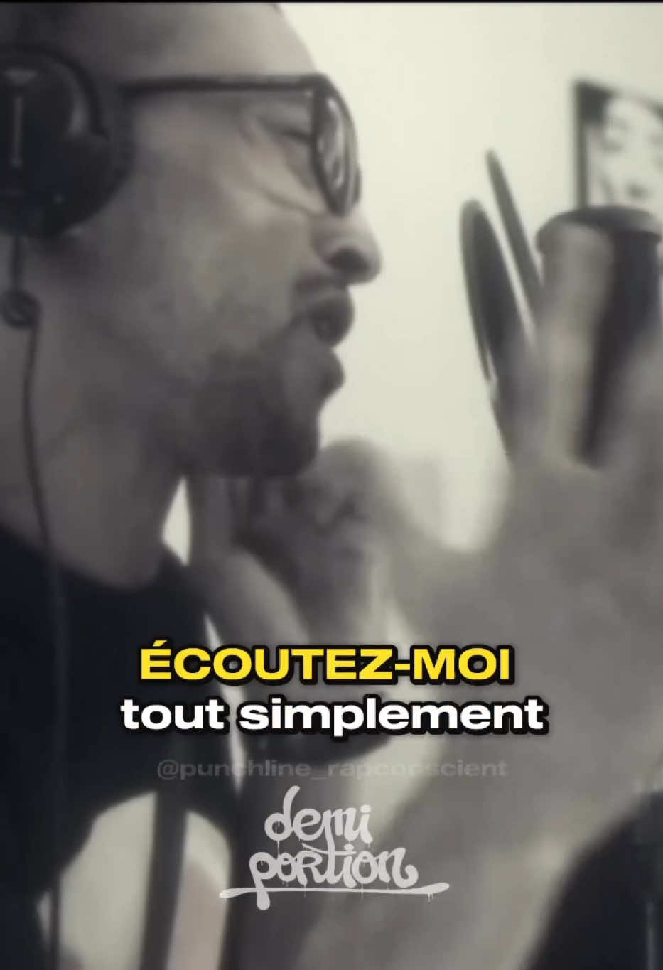 J’ai écris ce texte il y a 14 ans « besoin d’aide » ça donne « Demi paix » malheureusement, j’ai l’impression que rien n’change avec le temps 🤲🏽 Paix aux peuples, paix aux victimes dans le monde. Prenez soin de vous et de vos proches 🕊️🤍🙏