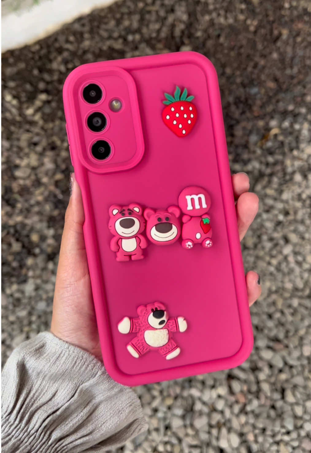 Ready alltypee!!✨ #fyp #rekomendasicase #casemurah #caseaesthetic #caselucu #3d #lotso #pink #softcase #fypシ゚ #casehp #fypgakni #bismillahfyp #masukberanda 