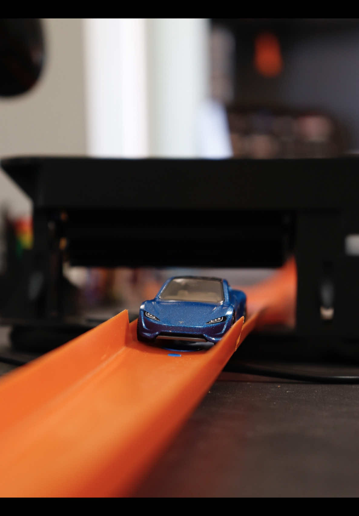 Officially finding the fastest Tesla from Matchbox using the @JLH KRAFTS multi-car thruster. Get one for yourself with the link in my bio!!  #tesla #roadster #models #modelx #hotwheels #racing #hotwheelstrack #toys #cars #jr3 