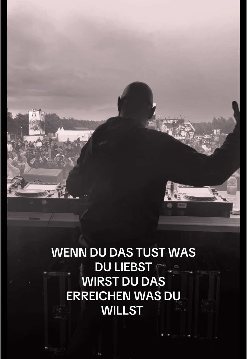 Wenn du das tust was du liebst, wirst du das erreichen was du willst!  #dj #djlife #producer #dream 