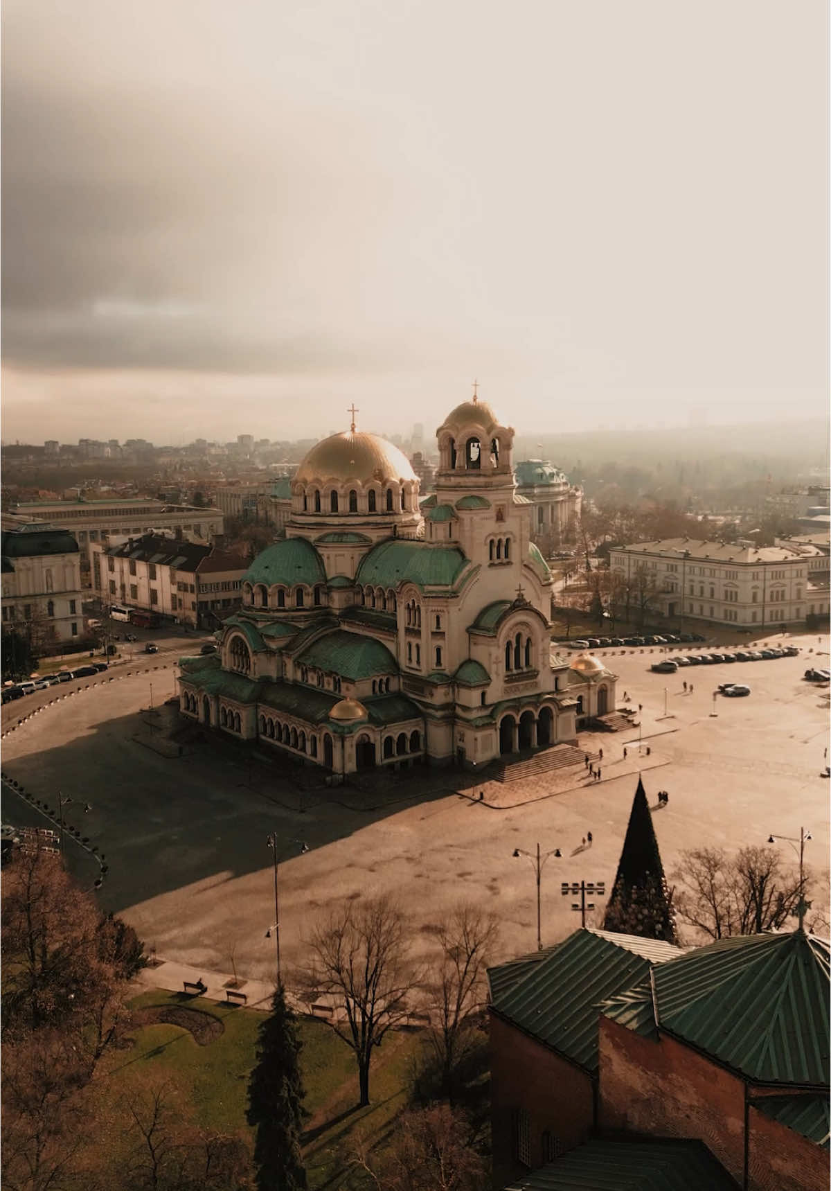 📍SOFIA, BULGARIA - Where LOVE meets timeless beauty Recently, we had the honor of capturing a love story set against Sofia’s breathtaking architecture, featuring the iconic St. Alexander Nevsky Cathedral and the enchanting Tsurkva Sveta Nikolai. These landmarks provided the perfect backdrop for a celebration as magical as the city itself. At PHOTO PAPIS & SONS, we believe every love story deserves to be told in an extraordinary way. From the soaring heights of our drone shots to the intimate moments shared by our couple, this project reflects our passion for creating unforgettable memories. Dreaming of a destination wedding? Whether it’s in Greece, Italy, Bulgaria, or beyond, we’ll make your dream day as timeless and beautiful as the location. 📍 Ready to start your journey? Visit www.photopapis.com and let’s make magic together! 🎥 . . . #europeancity #eurotrip #europeantravel #sofiabulgaria #sofiabulgaria🇧🇬 #bulgariatourism #destinations #travelideas #easterneuropetrip #fy 