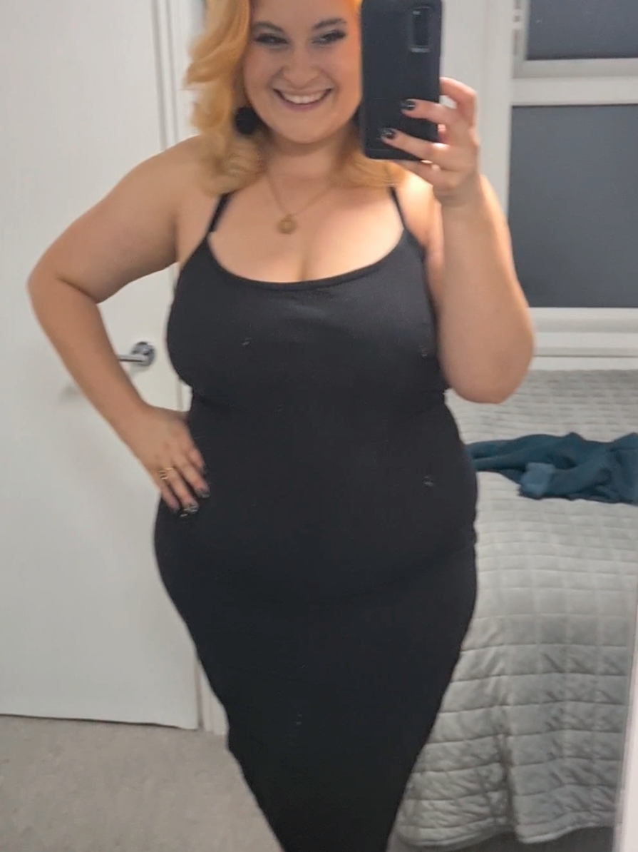 #curvy #bbw #littleblackdress #mirror #GlowUp 