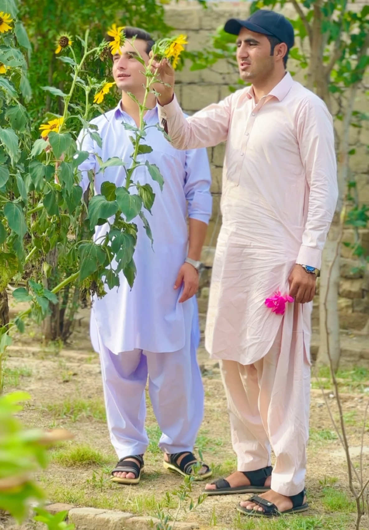 Boys 😎✌️ || #manzoorahmedpashteen #Waziristan #southwaziristan #pashto #northwaziristan #ptm #fawadahmed #fawadahmedofficial #waziristan #fawadahmedofficialvlogs #gilamanpashteen #fawadahmedpashteen #manzoor_pashteen 