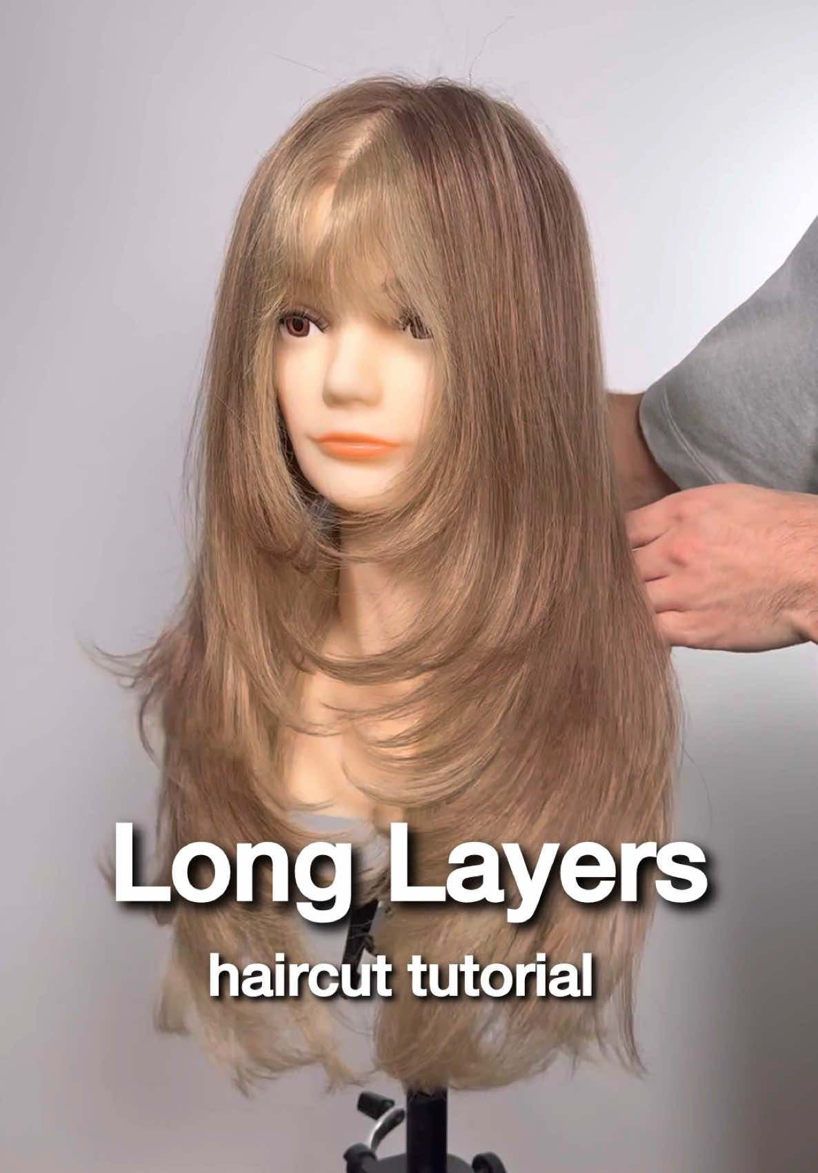 How to cut long layers 🦋 its probably so easy you could do it yourself 🫢 #longhair #haircuttutorial #longlayers