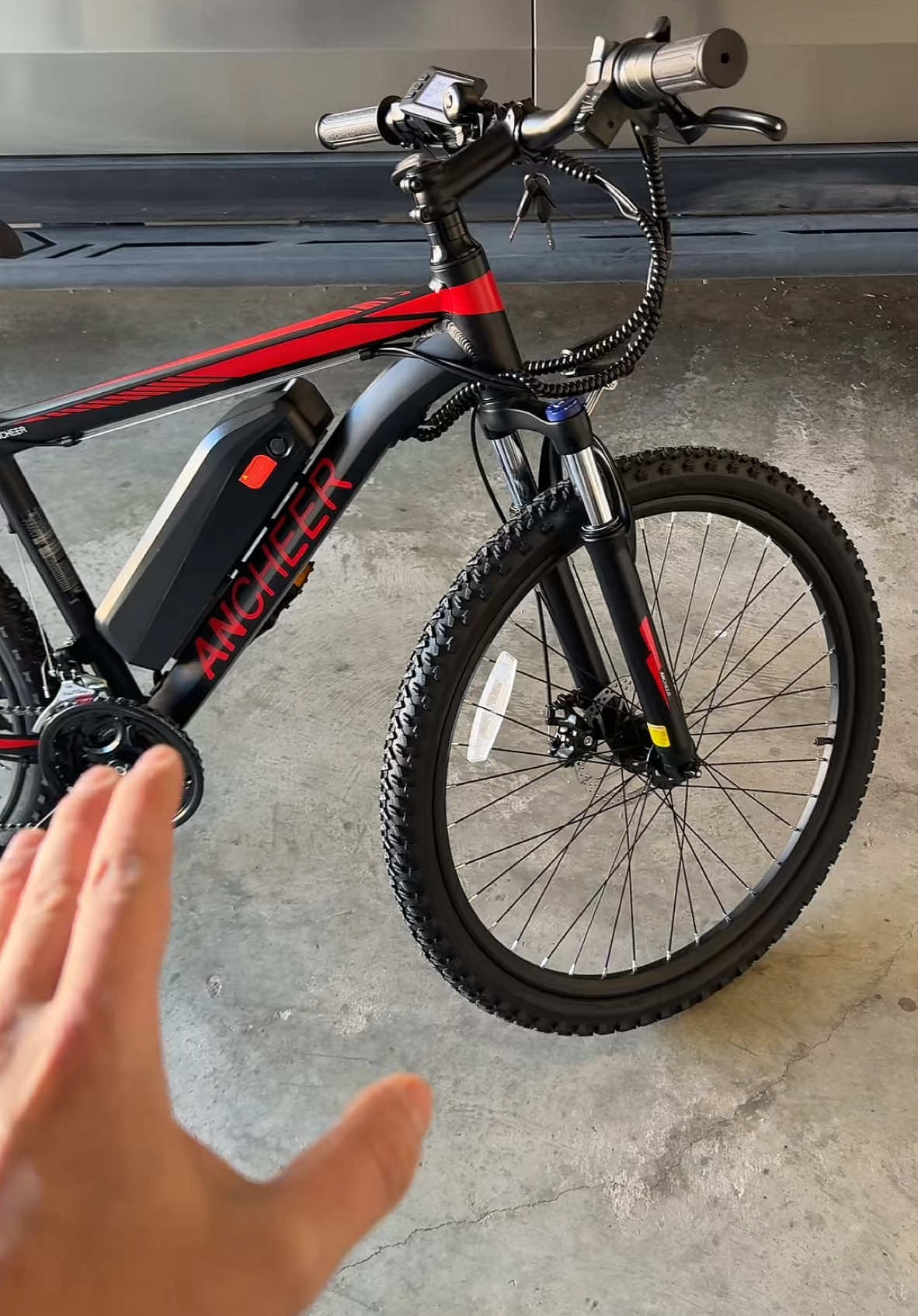 This is the #ancheercommuter #ebike you can get right now on an awesome deal! You have to check this out! So many awesome features! #kahlaDeals #Kahlatalk #Kahlatech #TiktokShopCreatorPicks #MadeMyYear