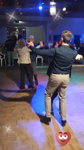 #saladaballo #carpignanosesia #villagecarpignano #italy #танцуй #италия #neverstop #divertido #dancing #mazurca 