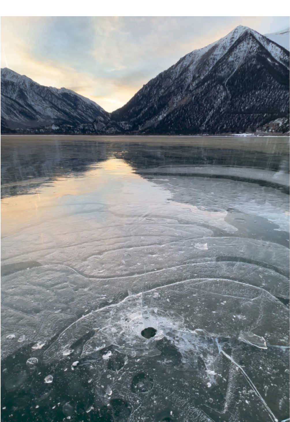 🚨 Watchout for these! One of the biggest & thinnest methane holes we’ve seen skating 😳 #wildice #icetok #LearnOnTikTok 