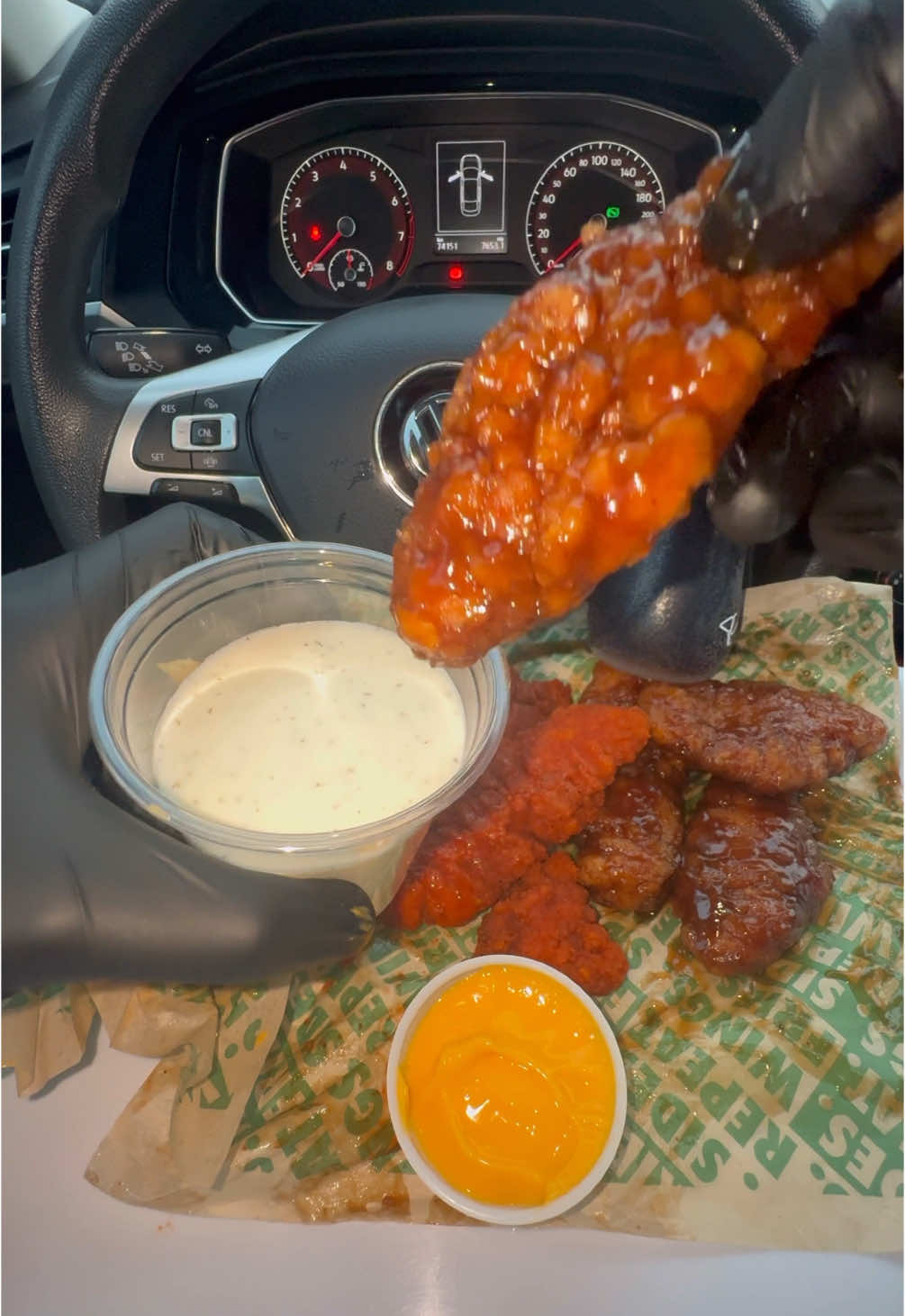 Good combo from wingstop! 🍗🔥  #mukbang #asmr #asmrmukbang #asmrsounds #eat #food #Foodie moe eats #yummy #cheese #chicken #burger #fries  @wingstopcanada 