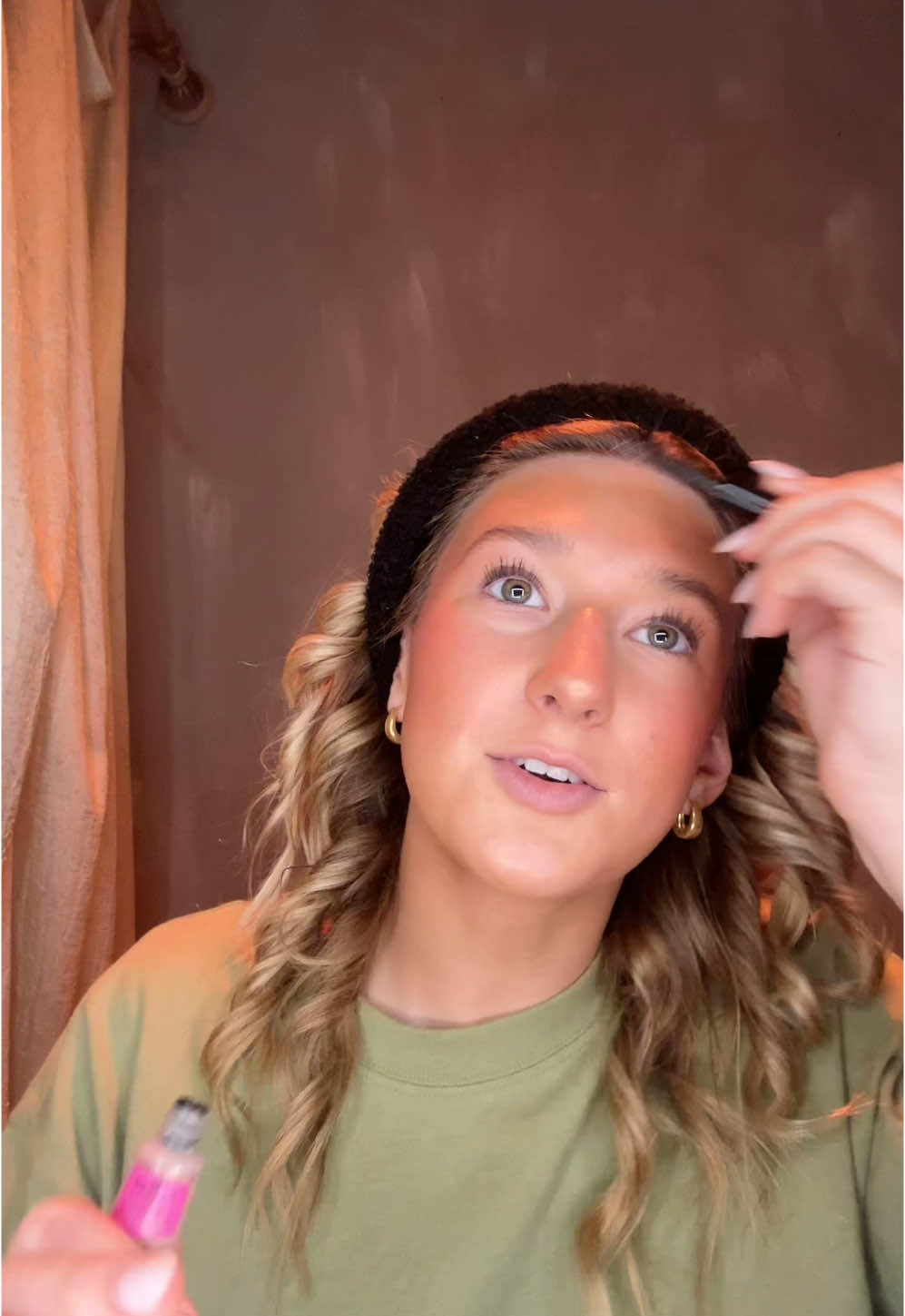 Grwm + Curl Tutorial ! Lets ignore how i looked in the beginning thanks! #grwm #outfitinspo #getready #hairtutorial #curltutorial #storytime #ryaneroy #update #getreadywithme #getreadywithmemakeup #review #makeuptutorial #preppy #makeup 